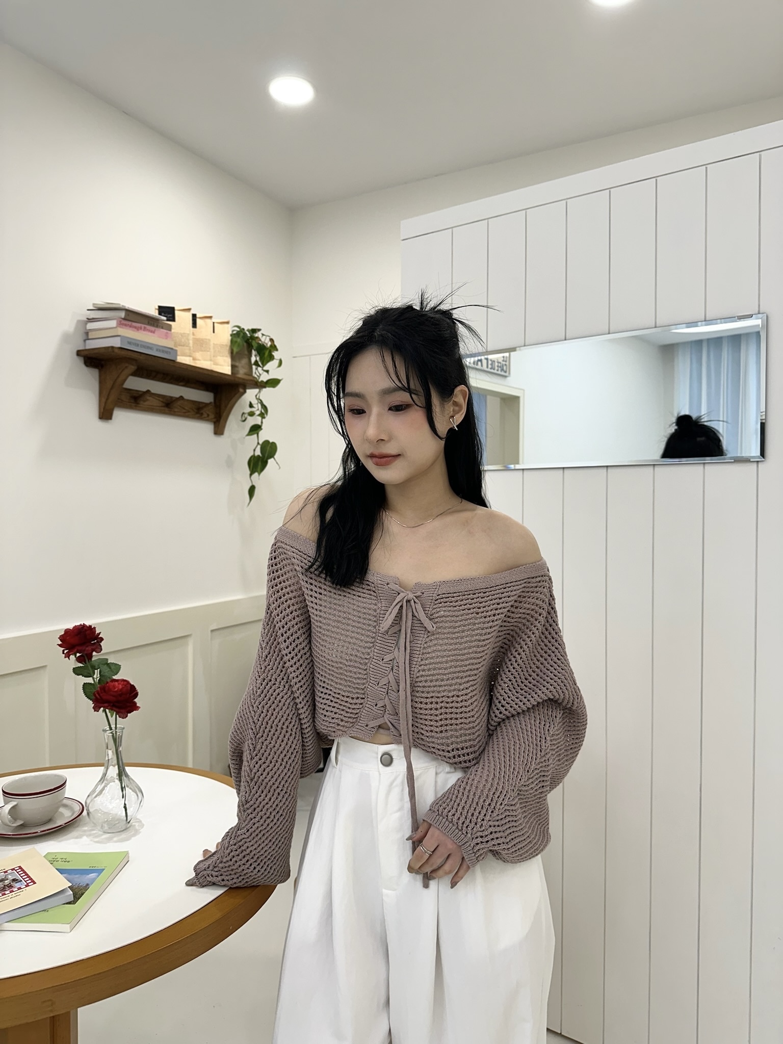 氣質出眾抽繩綁帶短款針織衣