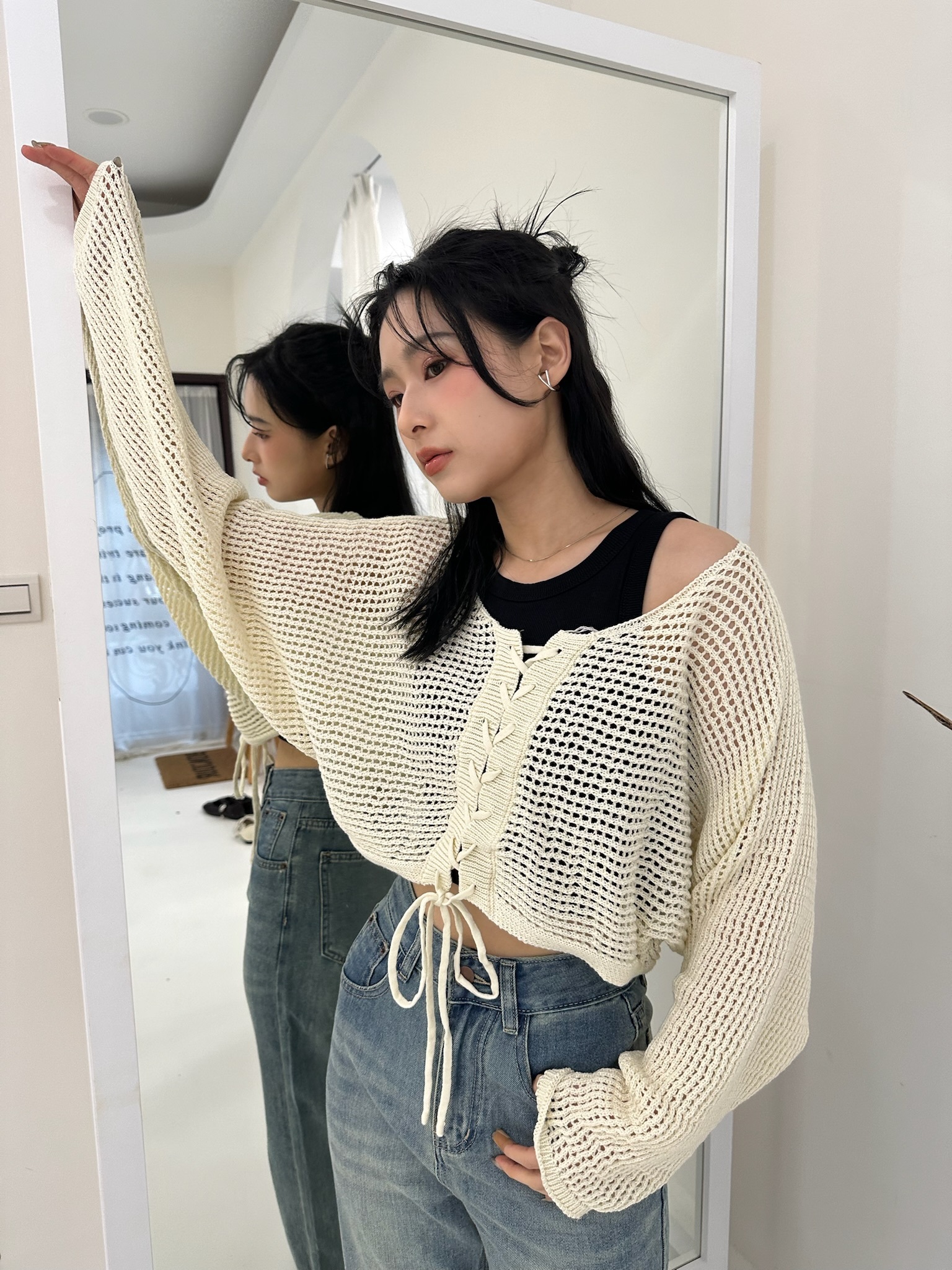 氣質出眾抽繩綁帶短款針織衣