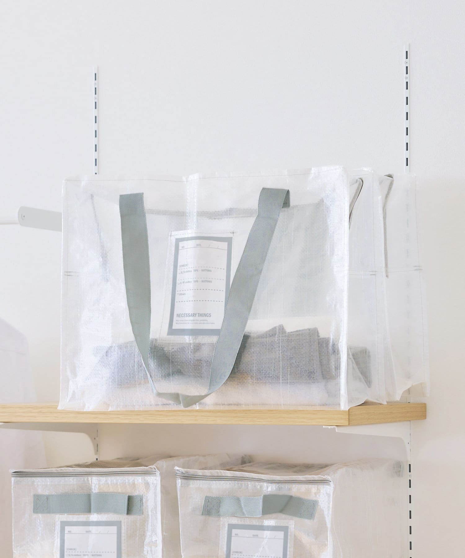 [現貨] 3coins 微透明收納包 L號