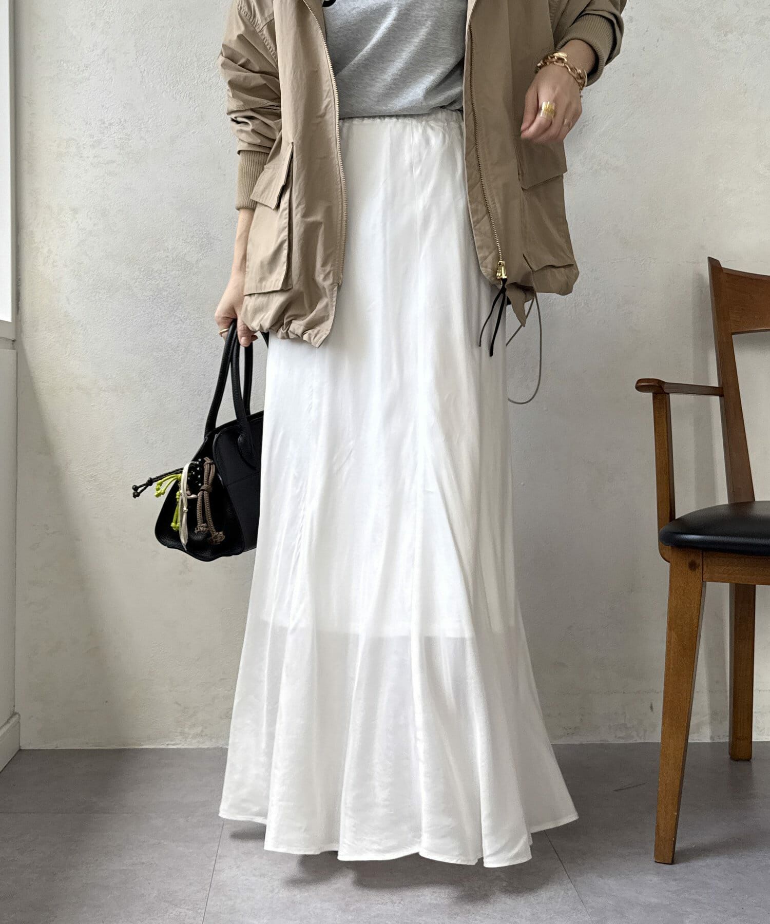 DOUDOU(ドゥドゥ)  【完売カラー追加！/美シルエット/シーズンレスで使える】キュプラフレアスカート白（DDZ1032101A0016）