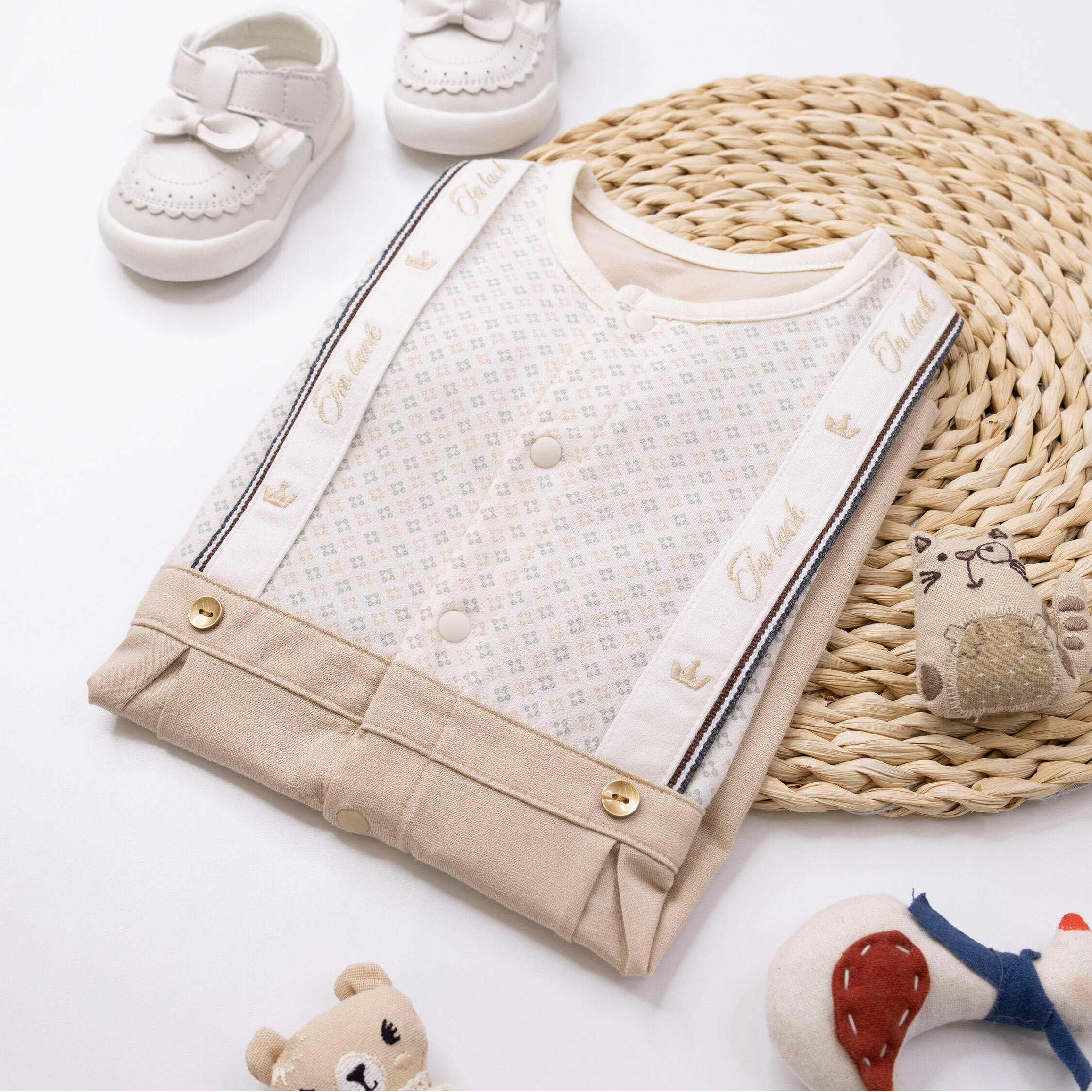 純淨系列【T0027】復古花紋拼接舒適短袖連身衣