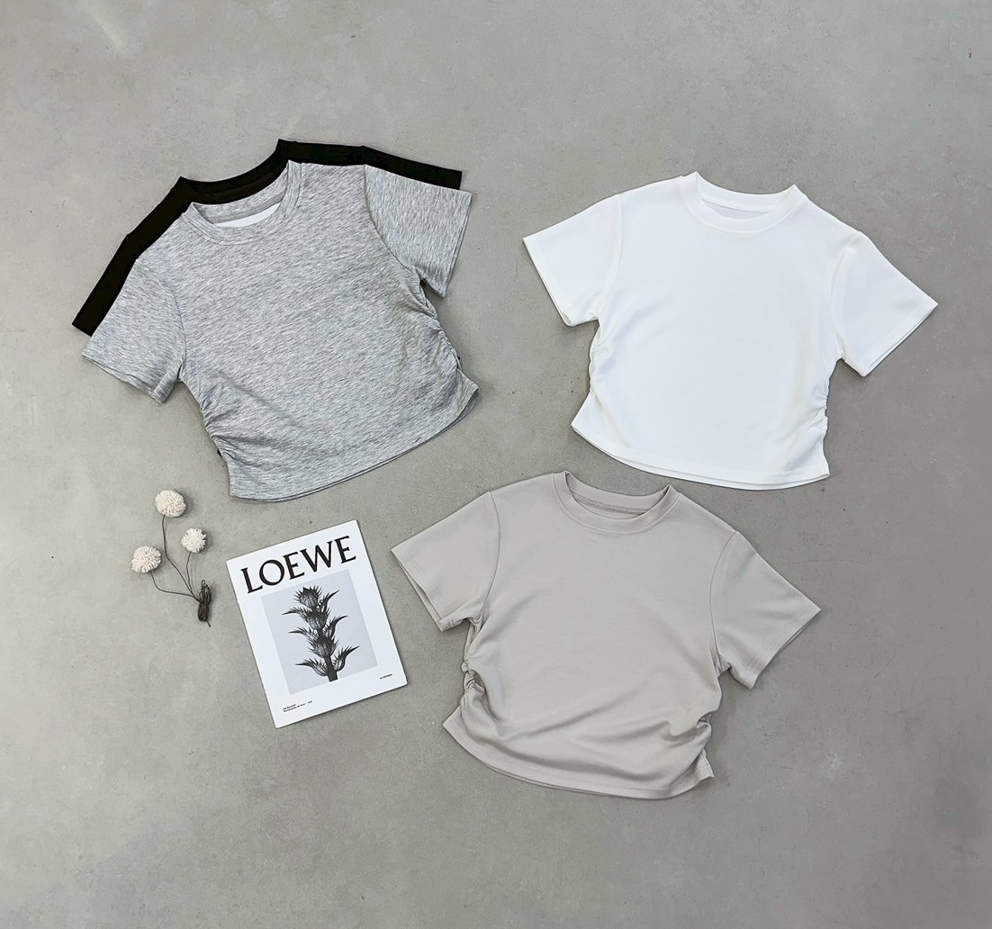 側抓皺素面太空棉上衣