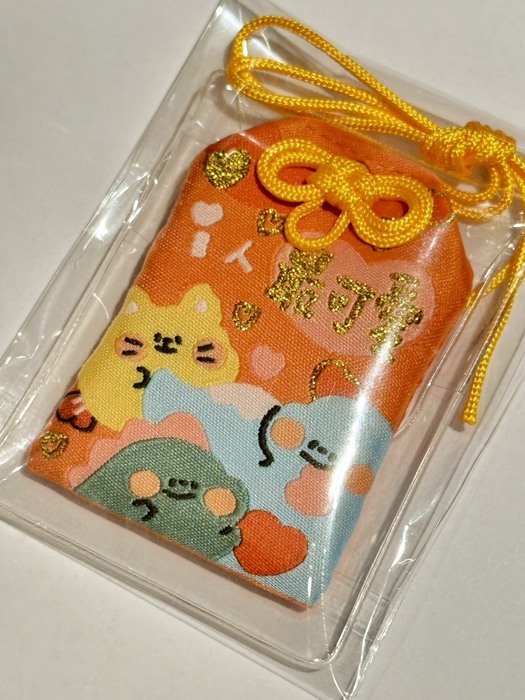 狗狗的小跳步，繪蹦砰！｜刺繡御守｜最可愛紅