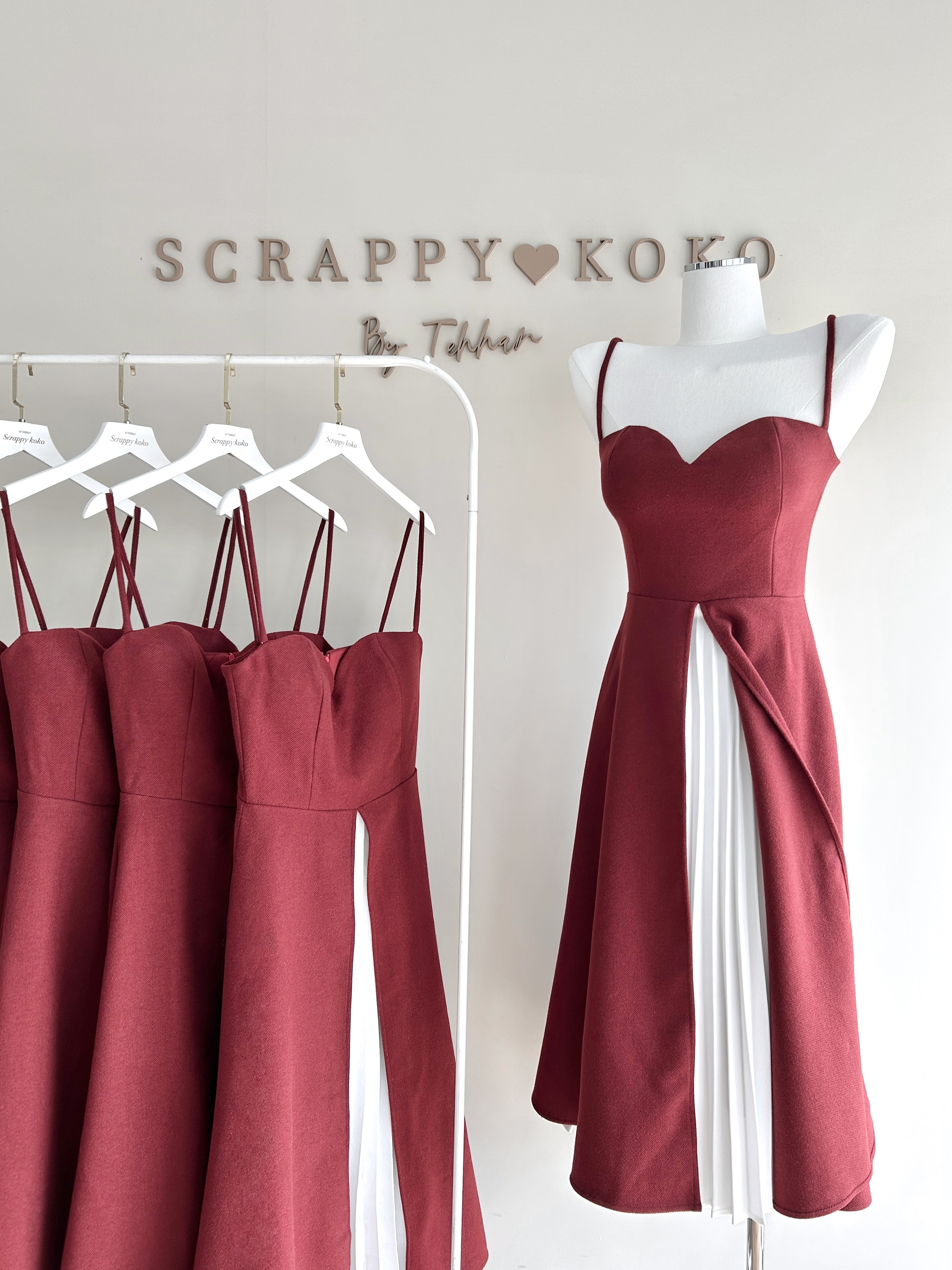 Rose Blossom 綻放玫瑰 細肩帶拼接顯瘦洋裝