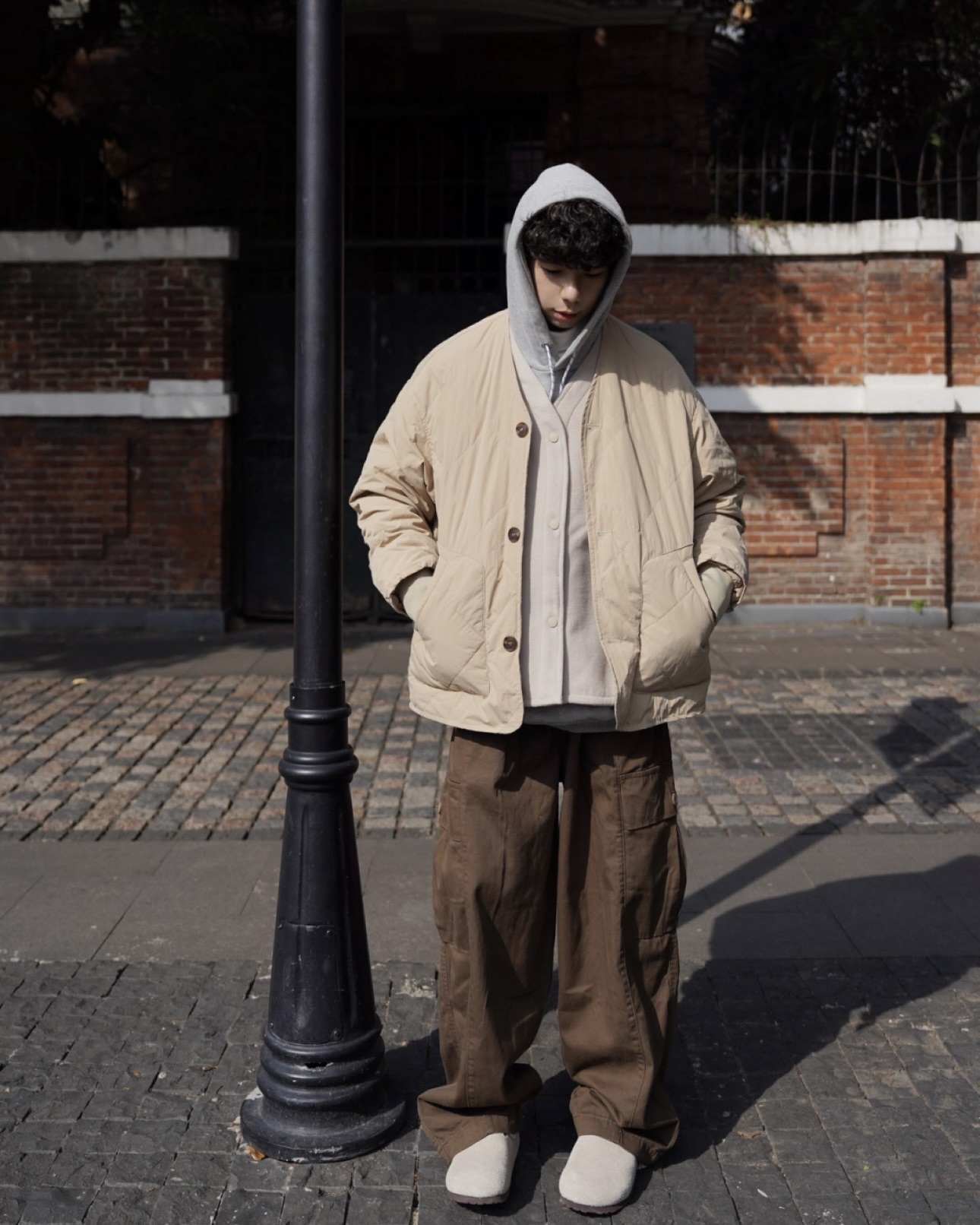 #預購 DEVO LIFE  牛皮絨 麂皮 軟木平底 復古 包頭拖鞋 平價勃肯 兩色