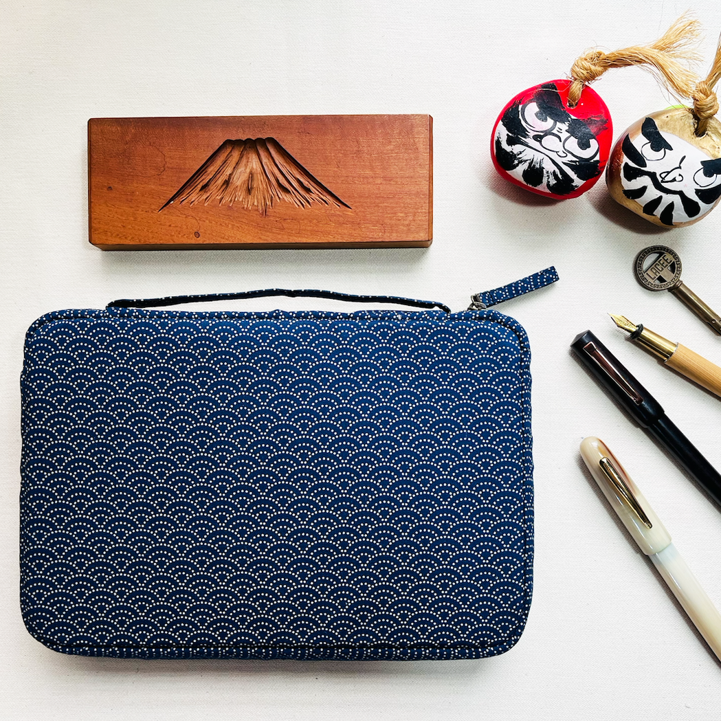 Kyokuhaku Zippered 20_Pen Case_seigaiha