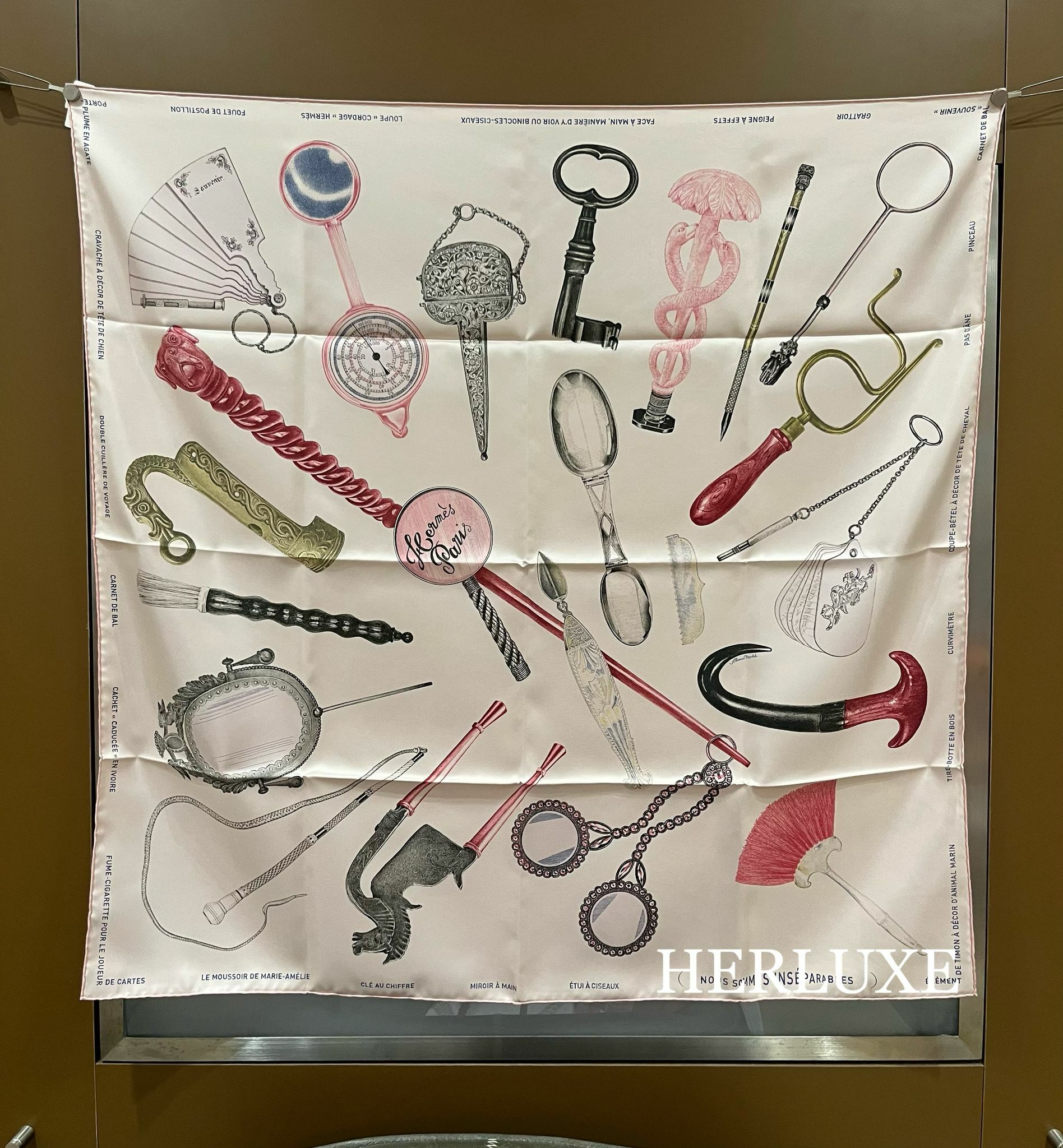 Nous sommes inseparables rose the / rouge H / bronze  scarf 100%soie 90x90cm