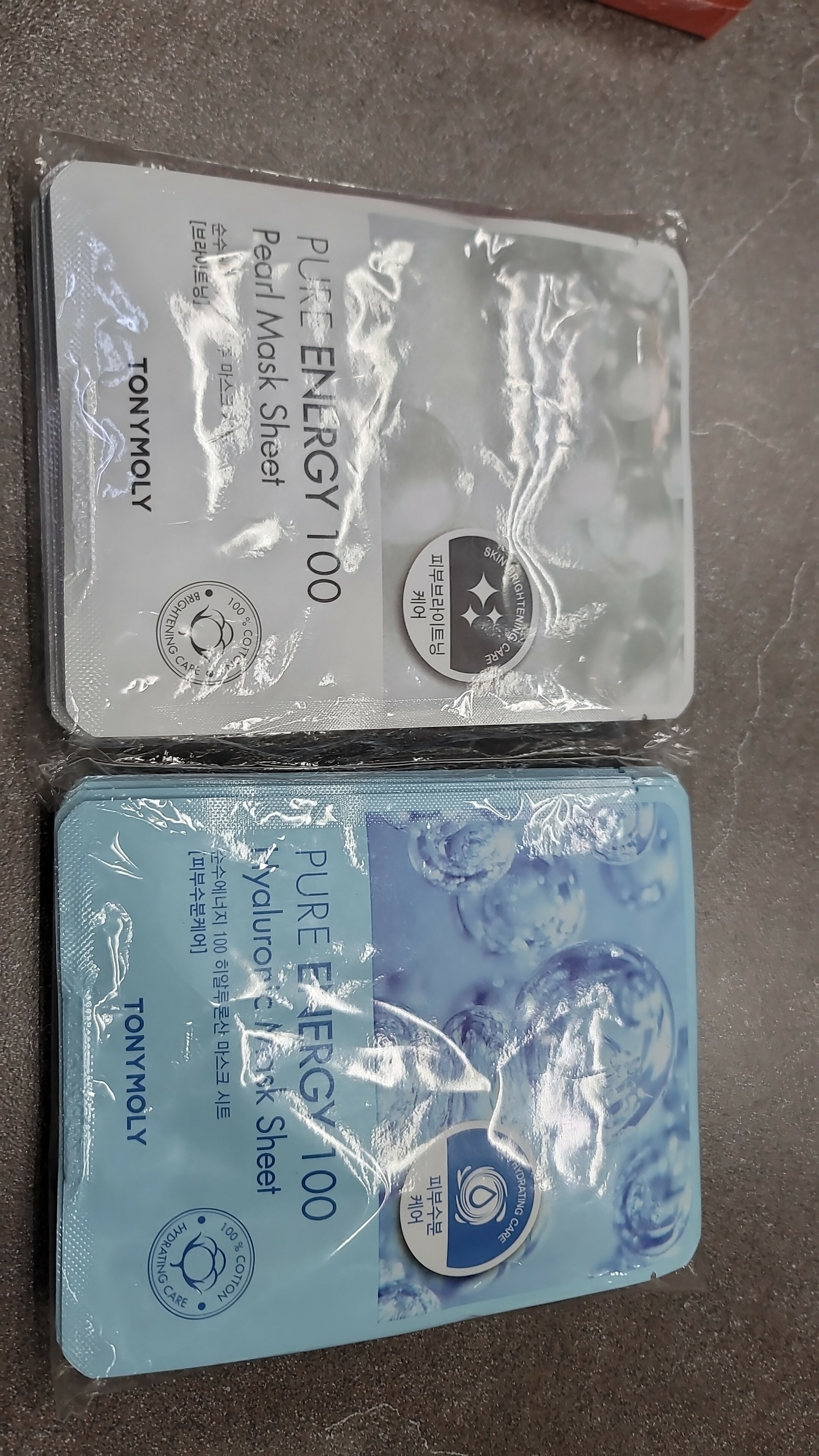 CD1823**  隨機