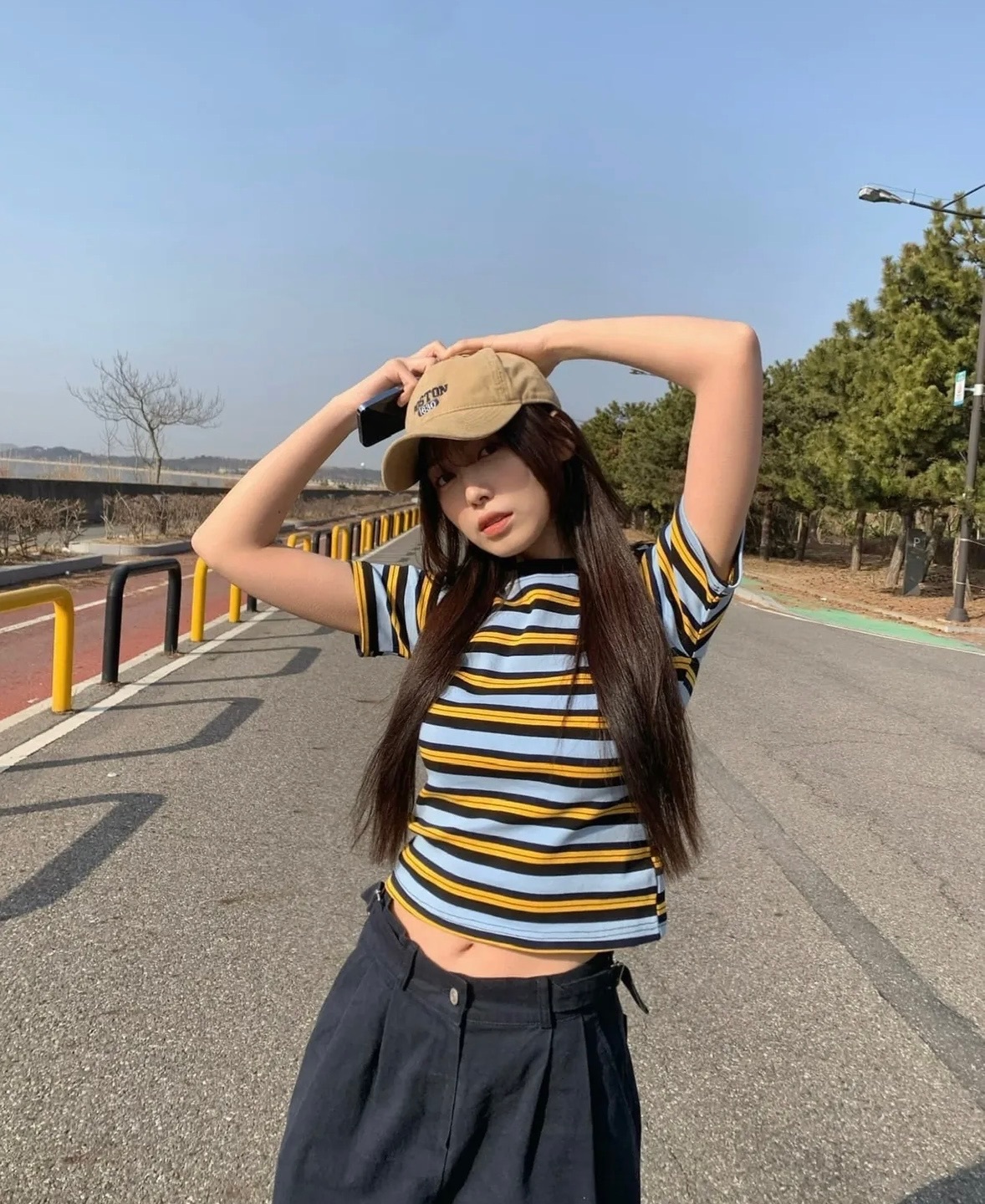 【優惠價現貨】韓國厚身多色橫間CROP TEE（3色）