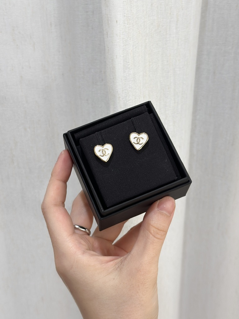 CHANEL Heart-shaped Stud Earrings ABF315