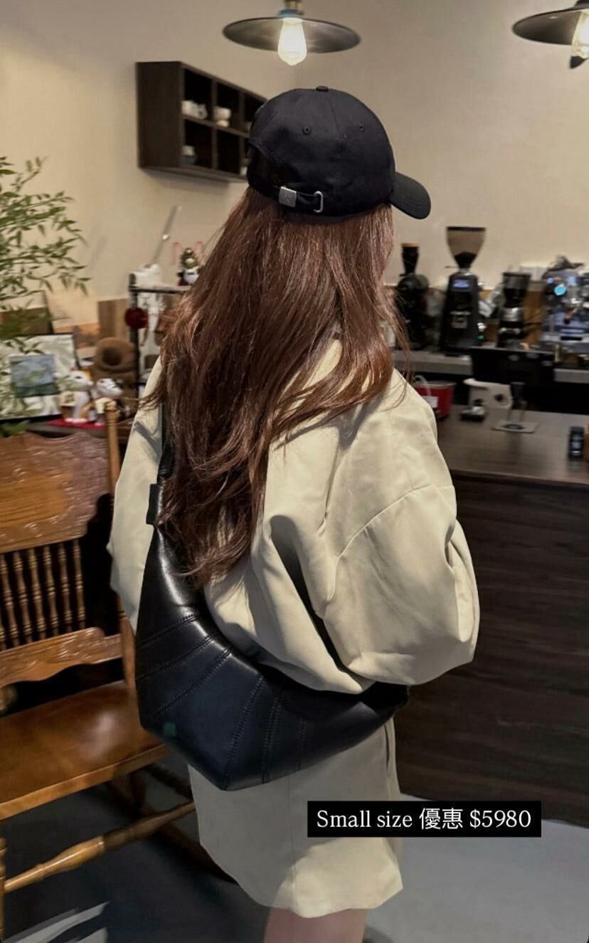 Lemaire 勒梅爾 Croissant 系列 純色內置口袋條紋絛縫拉鍊開合羊皮牛角可頌袋 斜孭單肩 男女同款