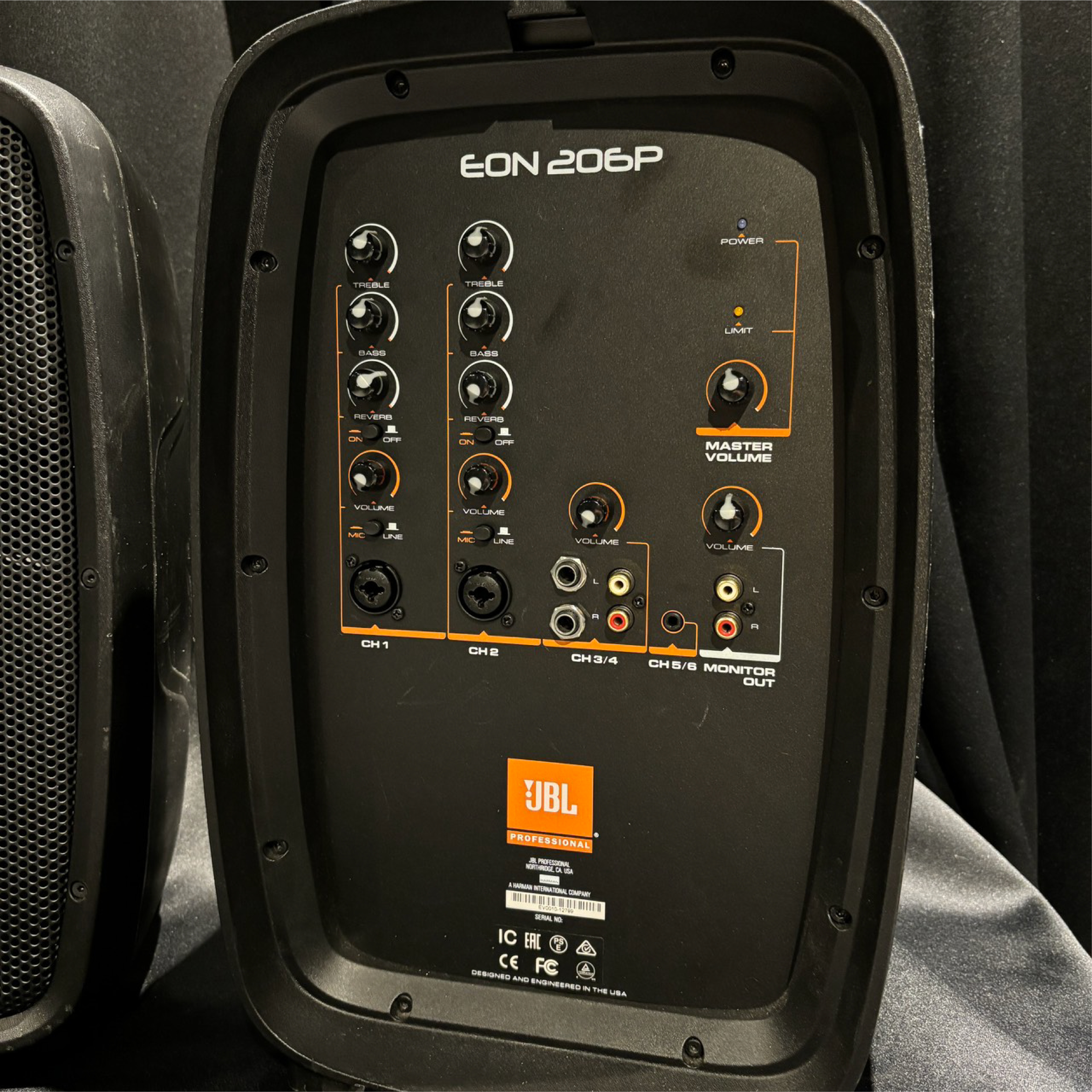 【日租】 JBL 【日租】 JBL / EON206P 攜帶式PA喇叭組 (160W/6.5吋x2) 第 3 張圖片｜三峽錄音 / 音響