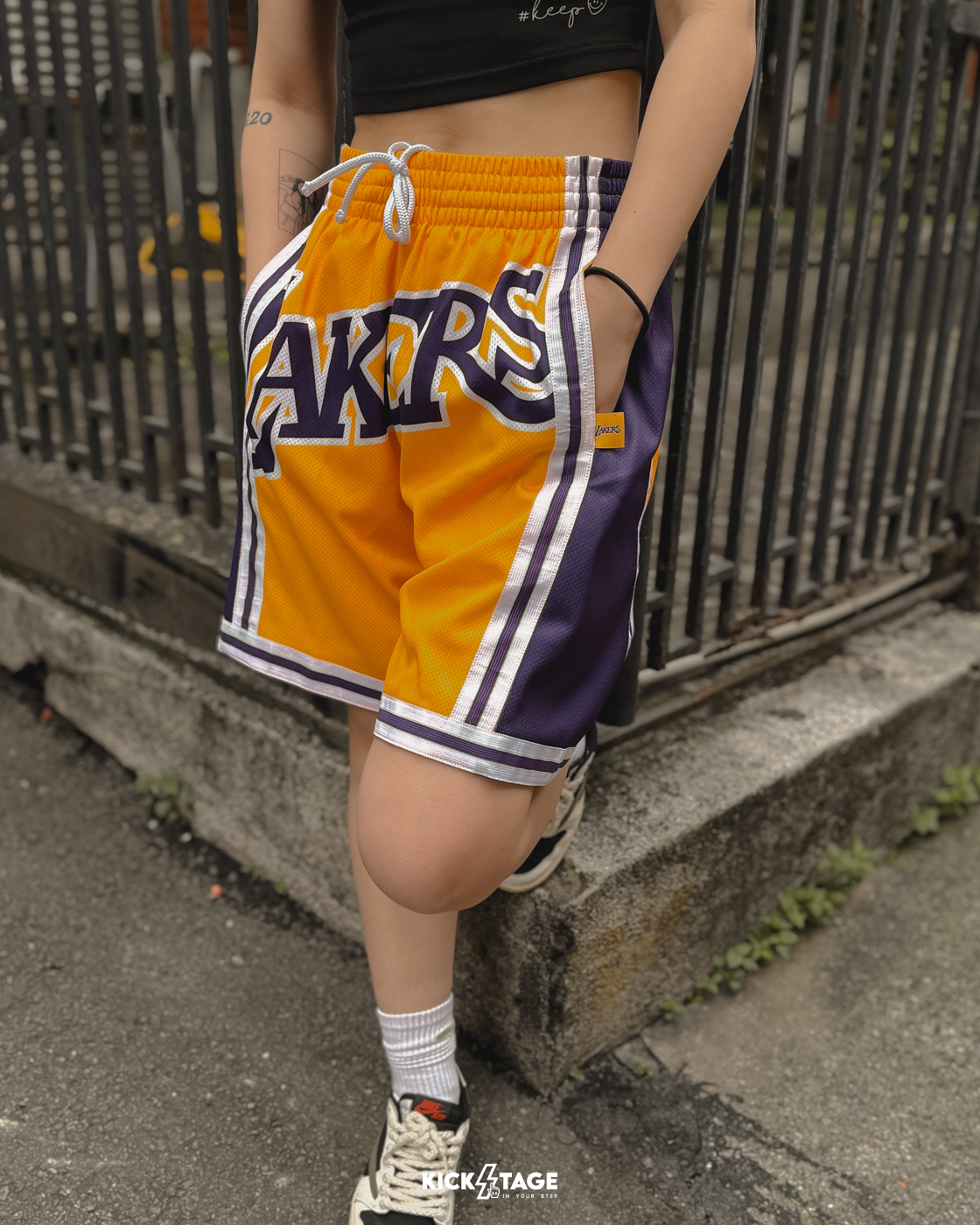 Mサイズ　NBA アディダス　LAKERS パーカー 黒　ブラック　裏起毛 楽天市場】nba lakers（カラーブラック）（コート・ジャケット
