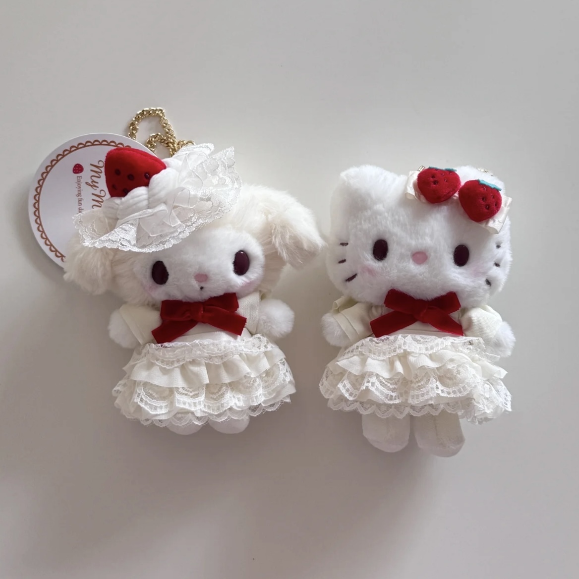 現貨┃日本 三麗鷗 KITTY 美樂蒂 草莓蛋糕 吊飾