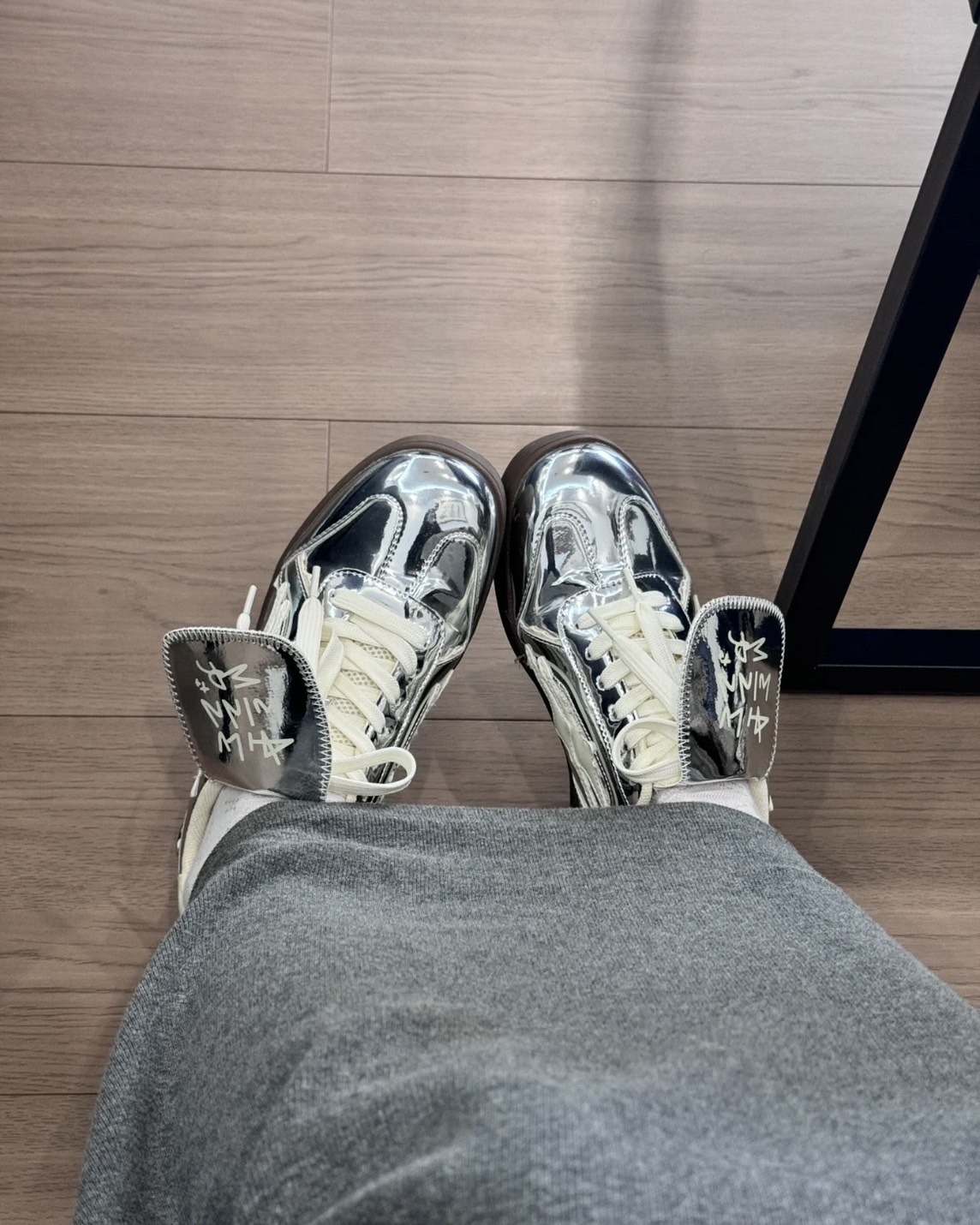 <超難買🤍>Killwinner 德訓鞋 平替 翻蓋 鏡面銀