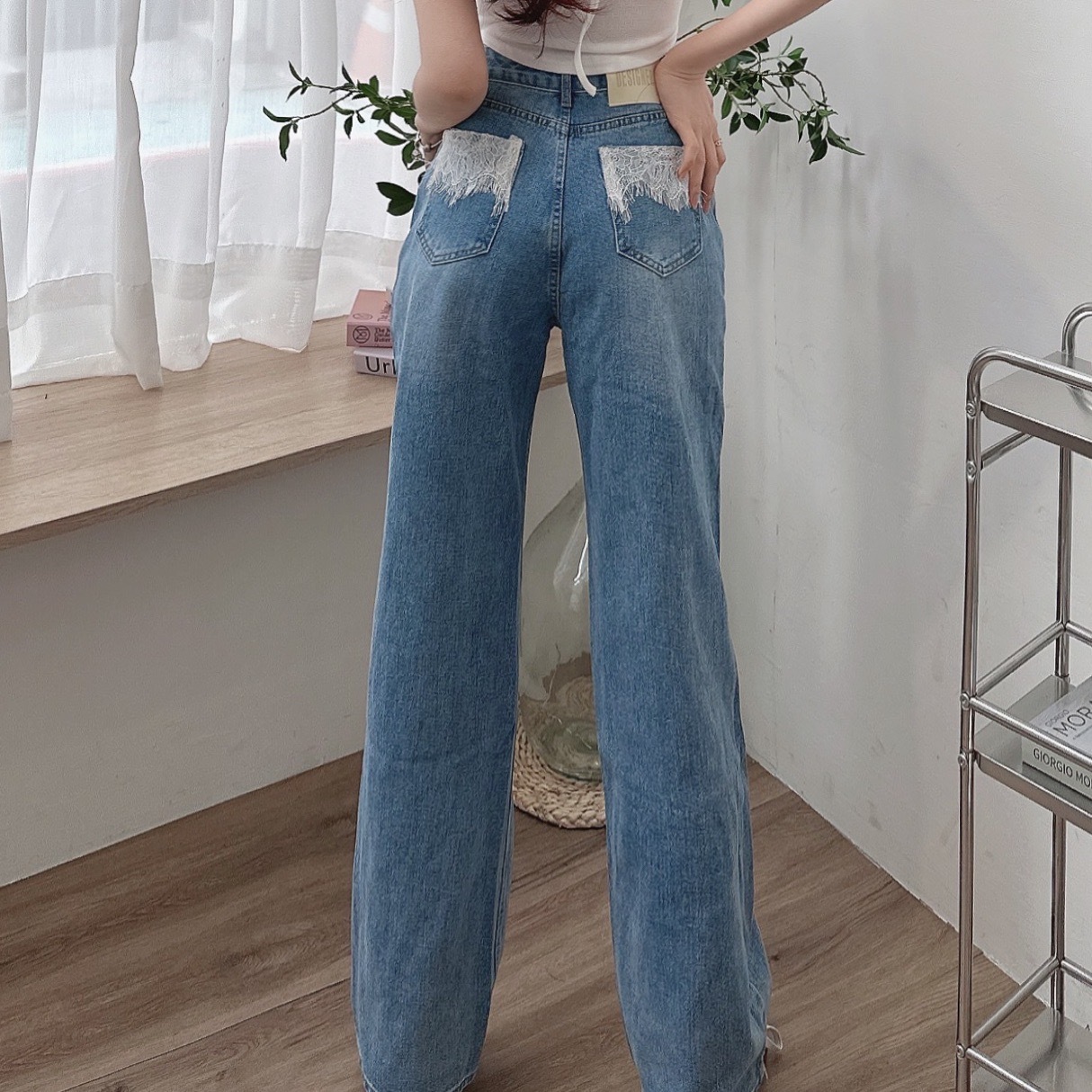 蕾絲口袋牛仔寬褲/單一色