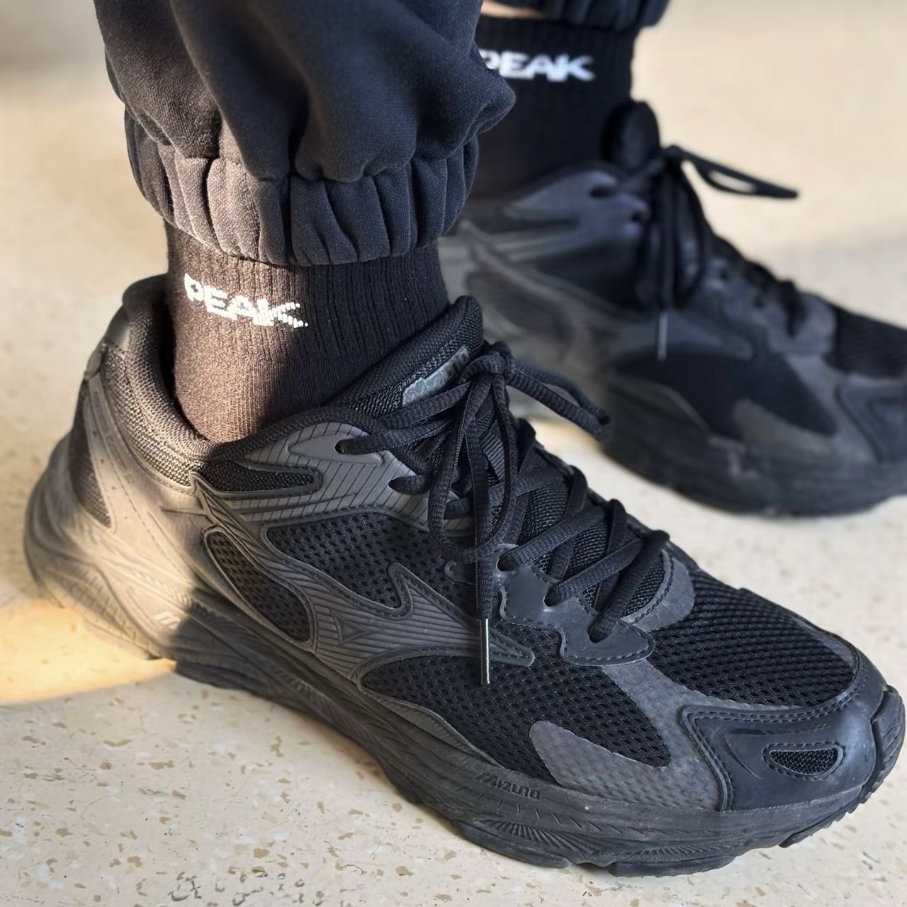 MIZUNO RACER S 美津濃 全黑 黑魂 黑武士 慢跑鞋 休閒鞋 D1GH223501