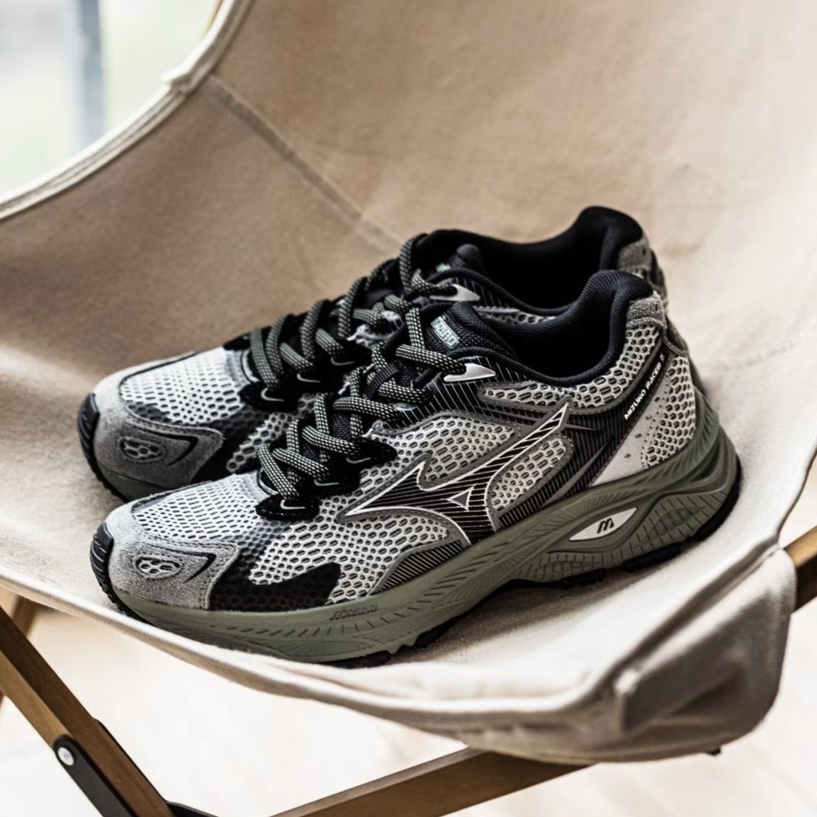 MIZUNO RACER S 美津濃 銀灰綠 草綠 墨綠 慢跑鞋 休閒鞋 D1GH223513
