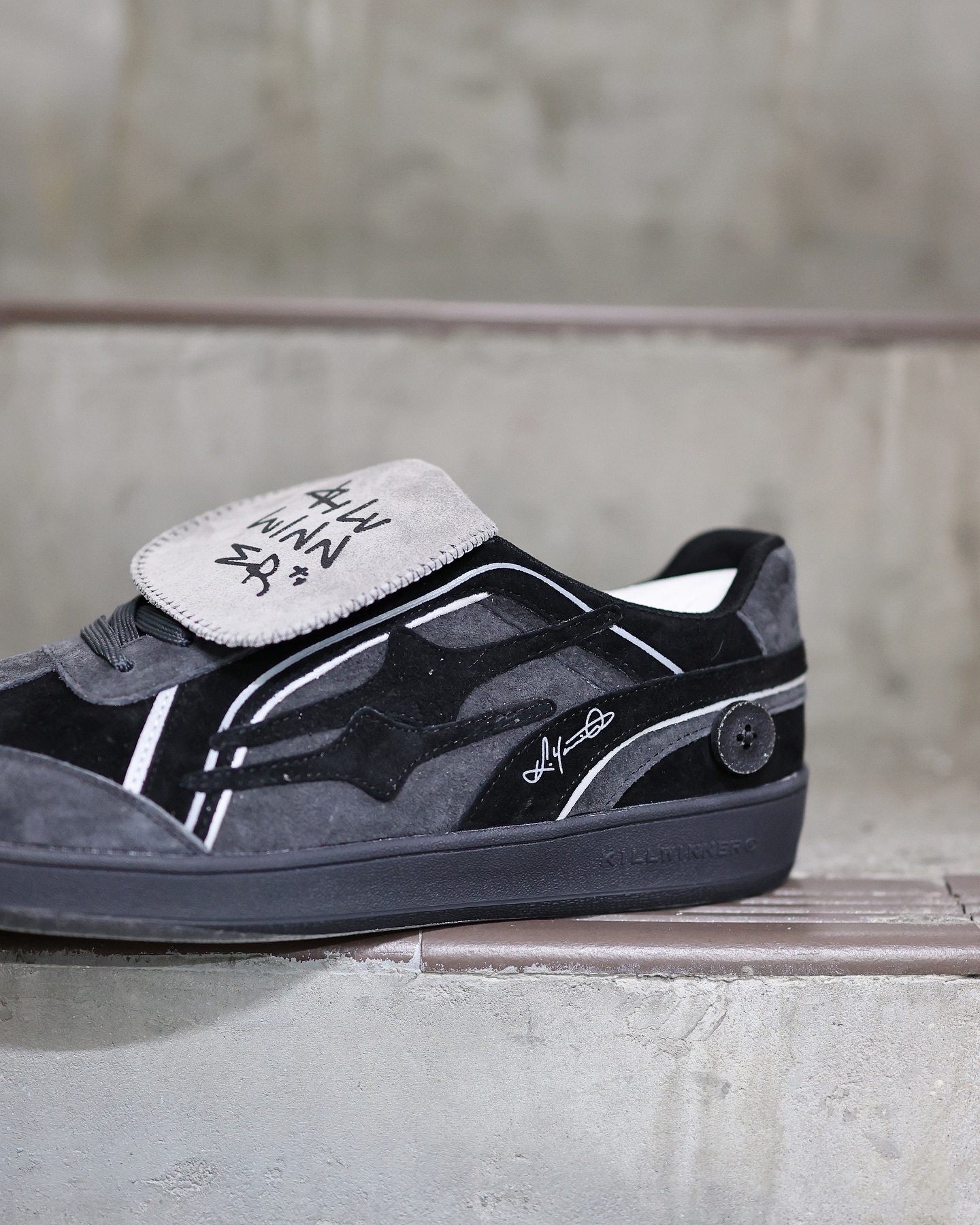 KILLWINNER SHOOTING STAR GREY 張員瑛同款德訓鞋 黑灰色