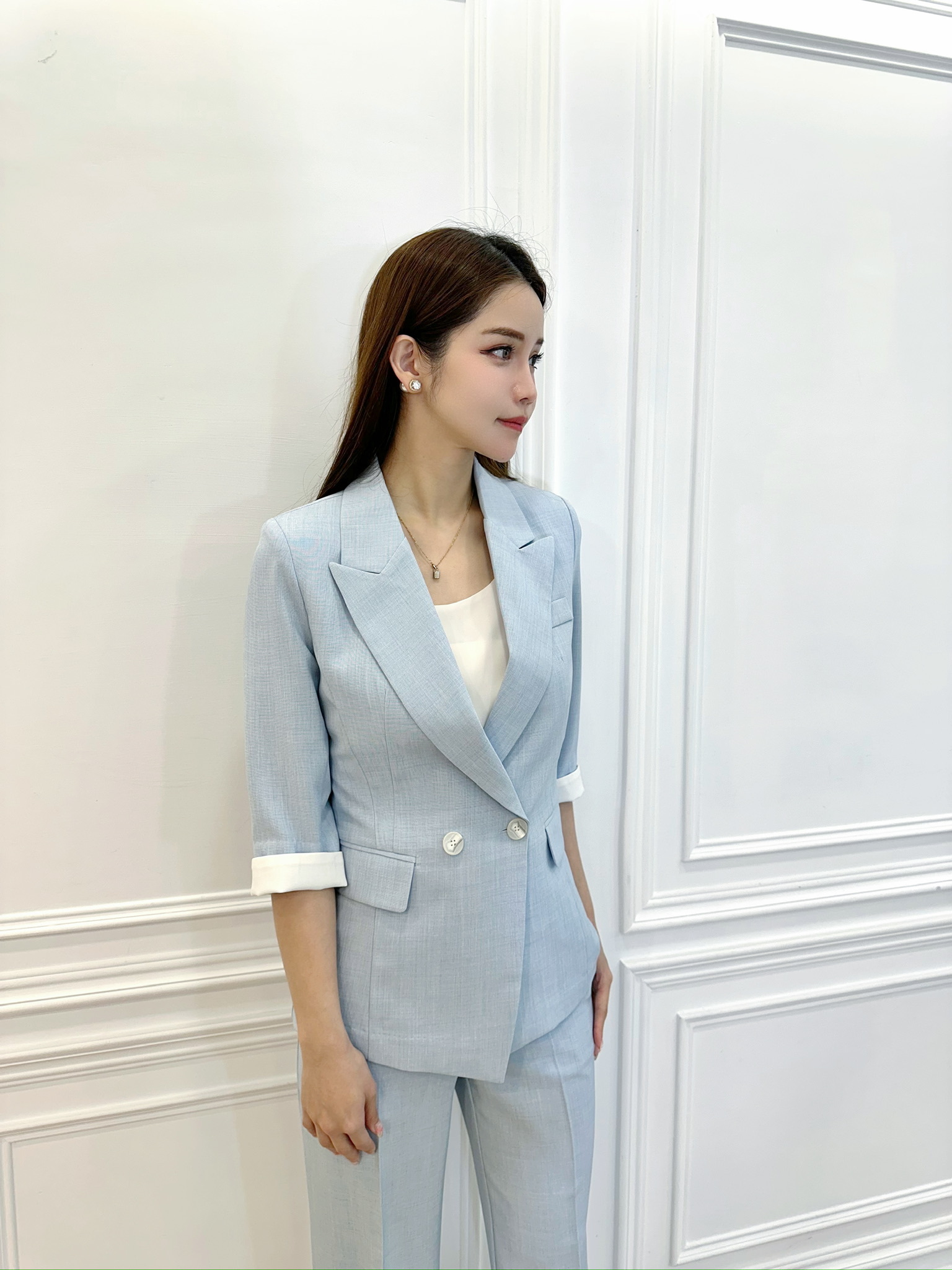 輕盈棉麻雙釦西裝套裝