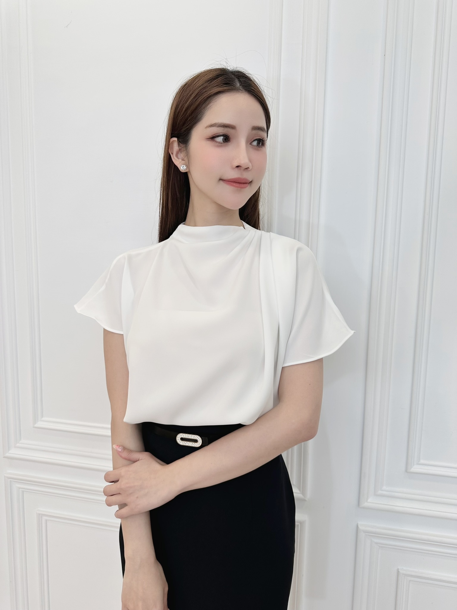 肩抓摺短袖上衣