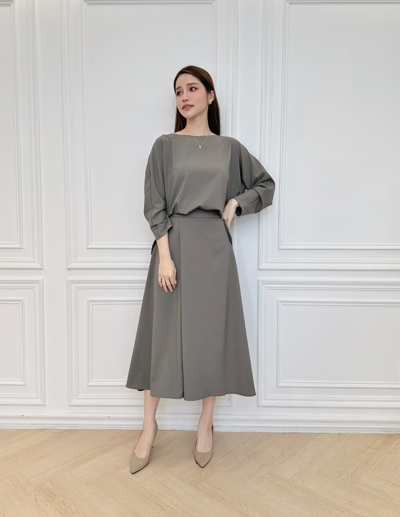 設計款寬鬆長袖寬褲裙