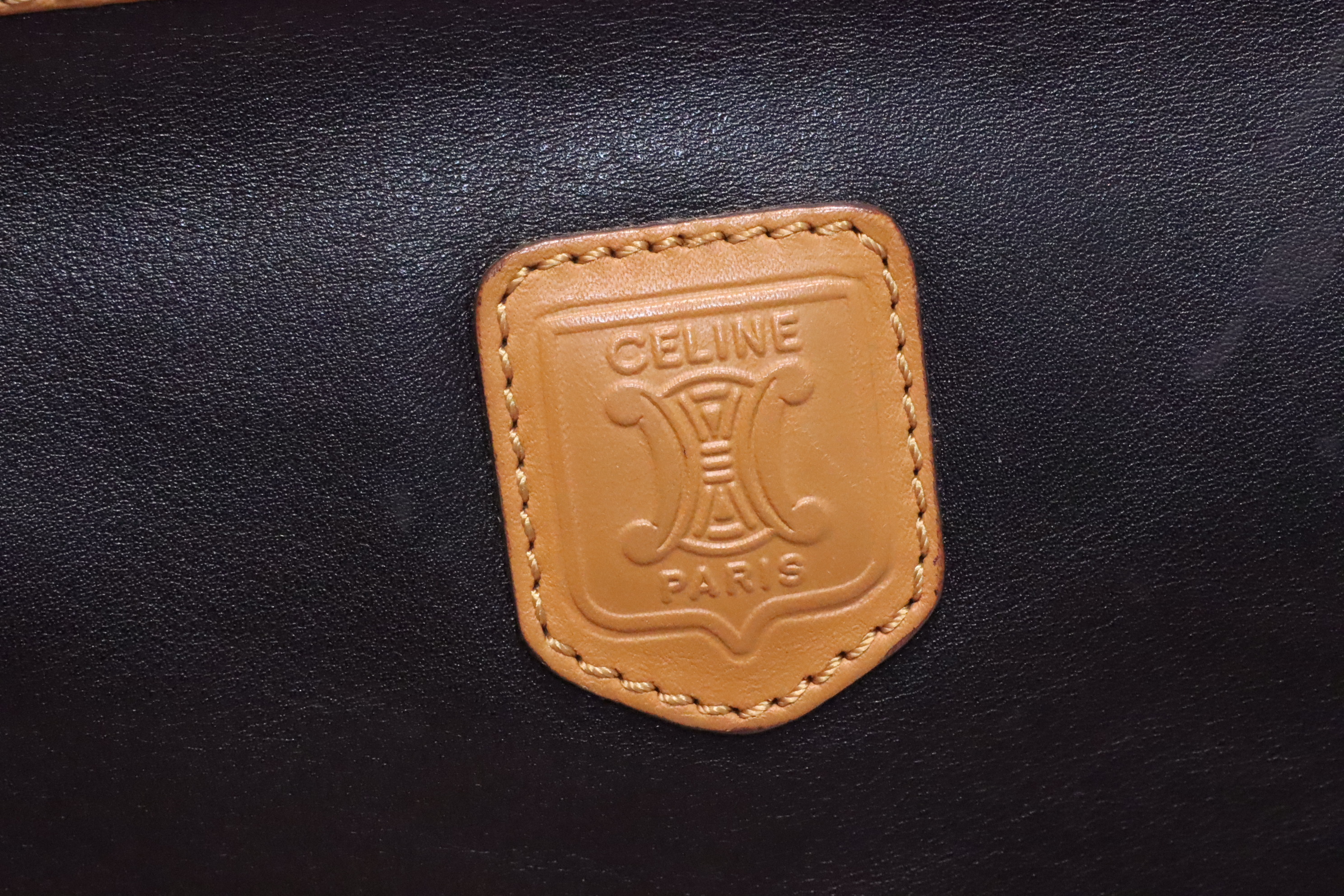 Celine黑色手拿包🖤