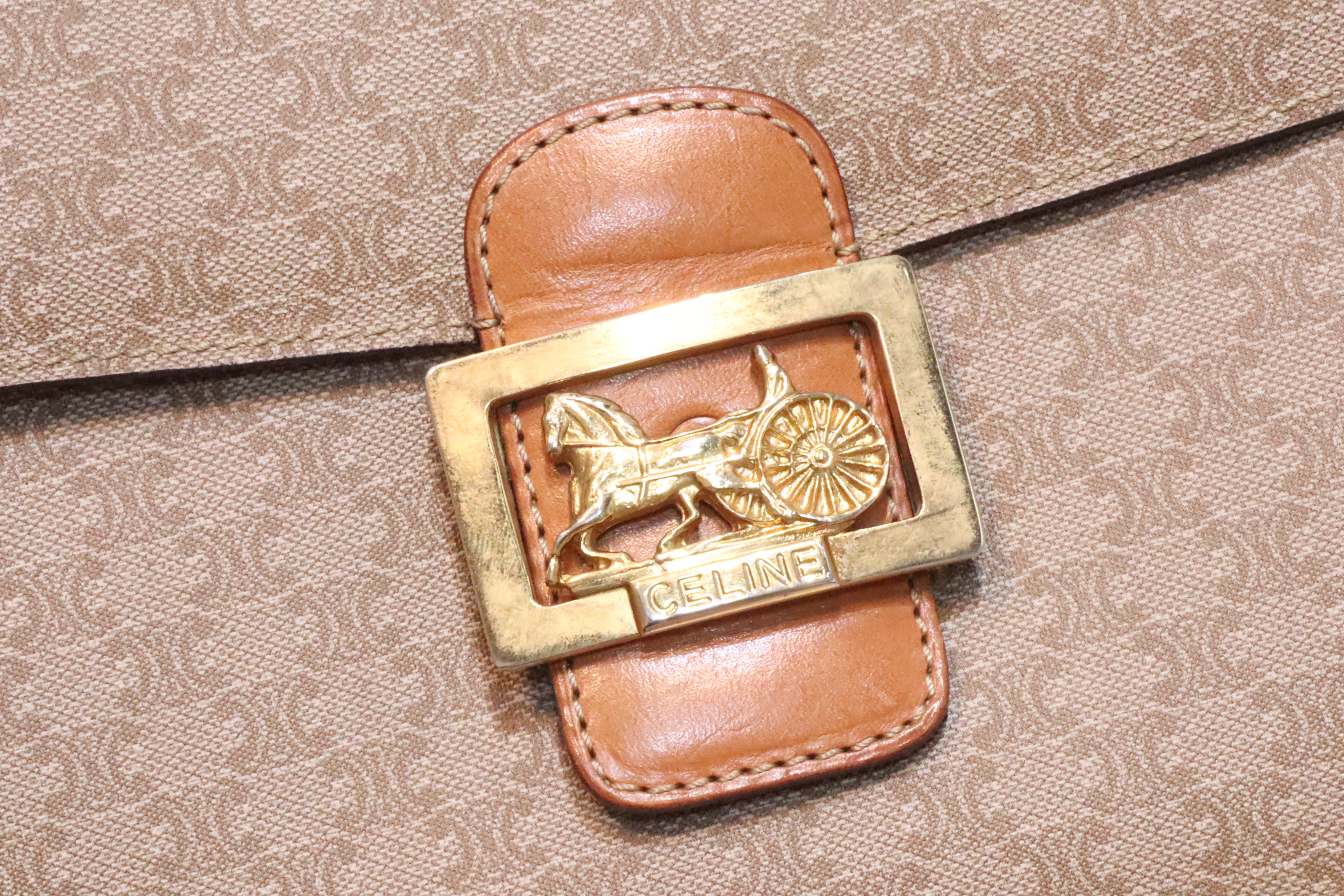 Celine杏色馬車袋🤎