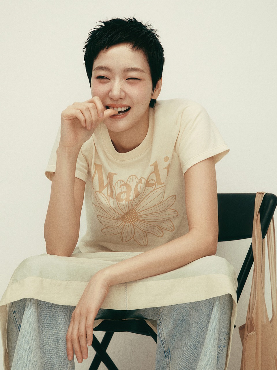 MARDI MERCREDI - SLIM TSHIRT FLOWERMARDI (BUTTER PEANUT)