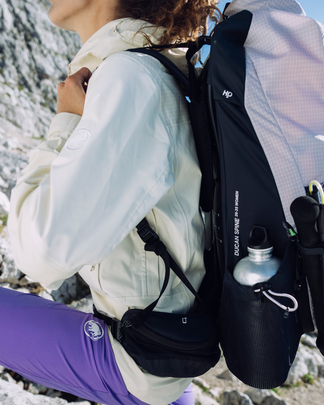 Mammut / 徒步&旅行 / Ducan Guide 硬殼外套 亞洲版 女款 / 黑、鼠尾草銀綠 (M101031940)