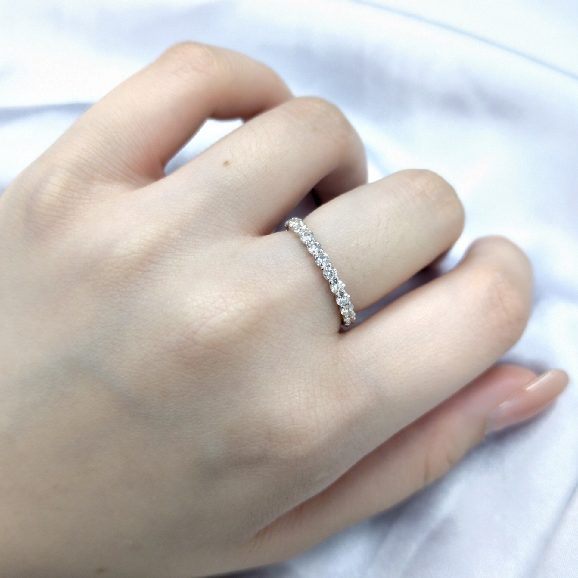 18K White Gold 0.98ct Diamond Eternity Ring