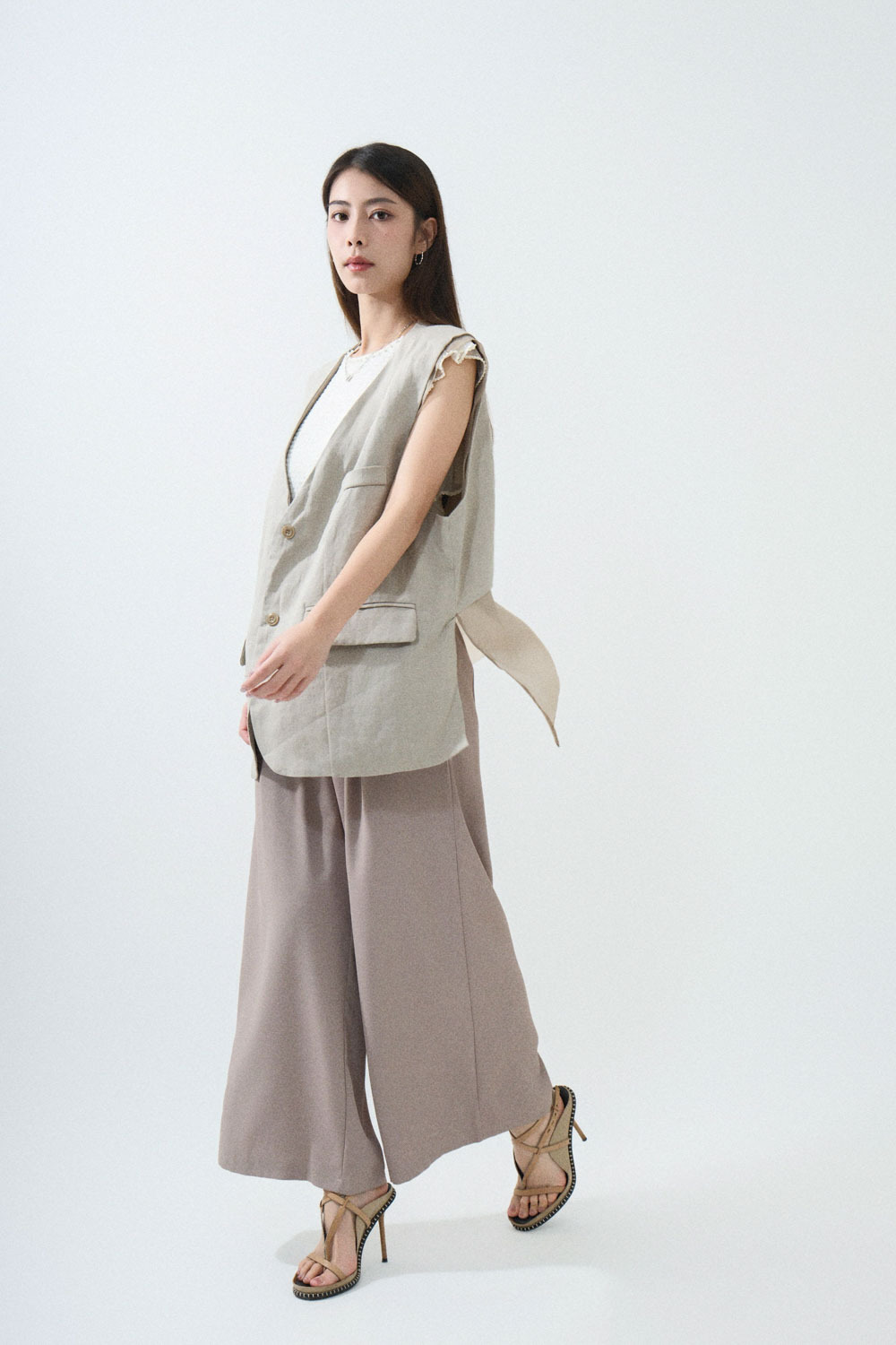 SS25_0083（外套＋背心＋長褲）