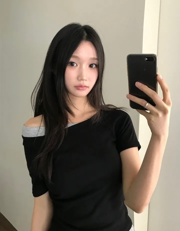 【優惠價現貨】韓國拼色彈性短袖TOP（3色）