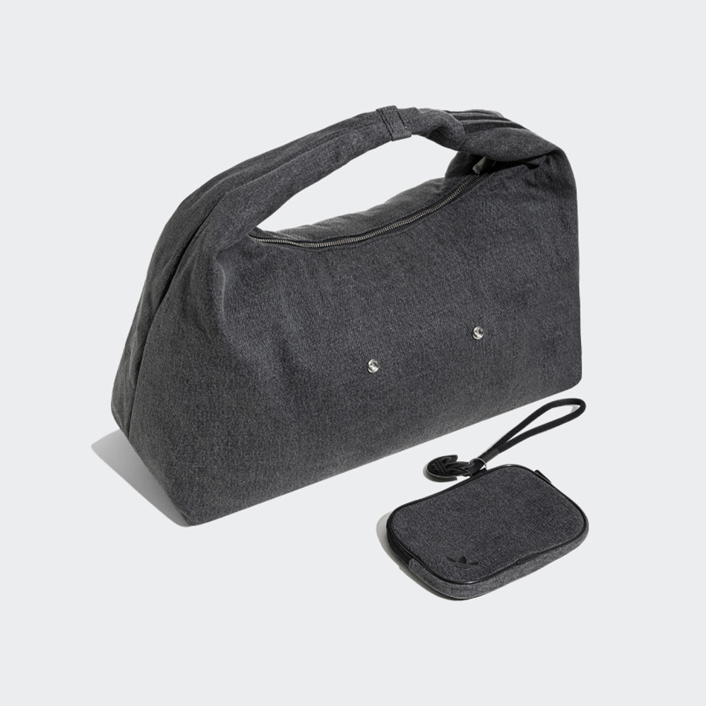 Adidas 經典牛仔風三葉草肩背包 黑色 背面 官方照