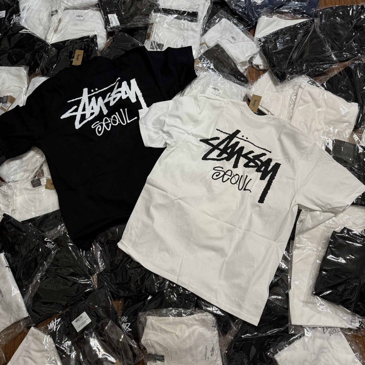 STUSSY STOCK SEOUL CREW 城市系列 韓國限定 首爾 字體 厚長袖