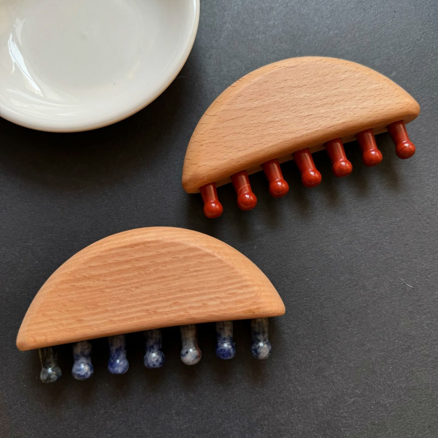 [原石] 水晶按摩器材 頭皮按摩梳 藍紋石、紅碧玉