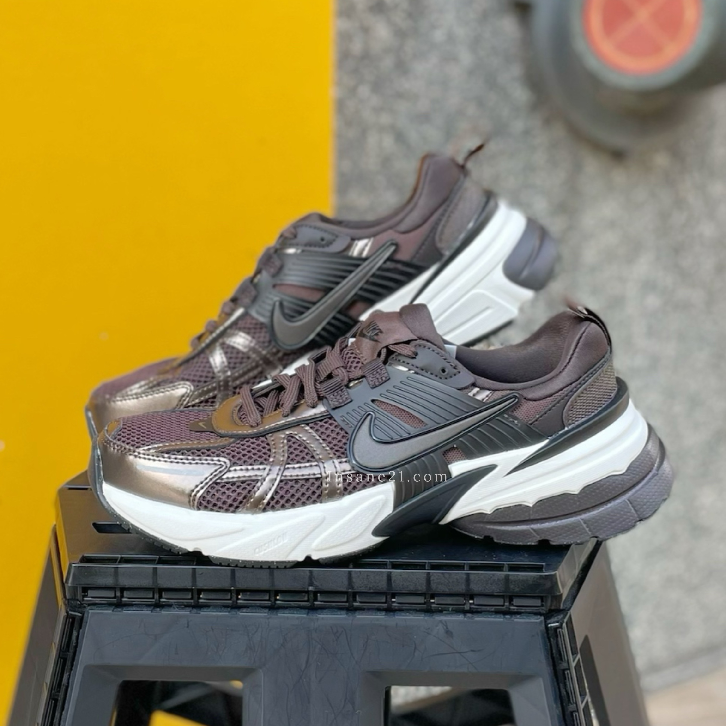 NIKE V2K RUN 可可棕 復古 休閒 氣墊 休閒 HJ4497-200