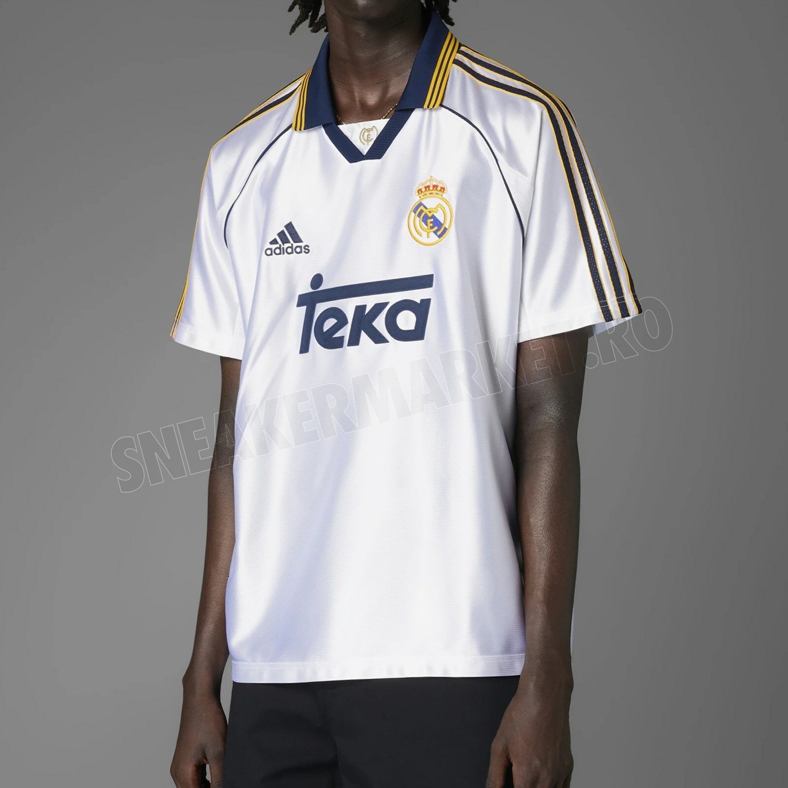 1999 Real Madrid Retro Home Shirt with Nameset and UEFA Patch