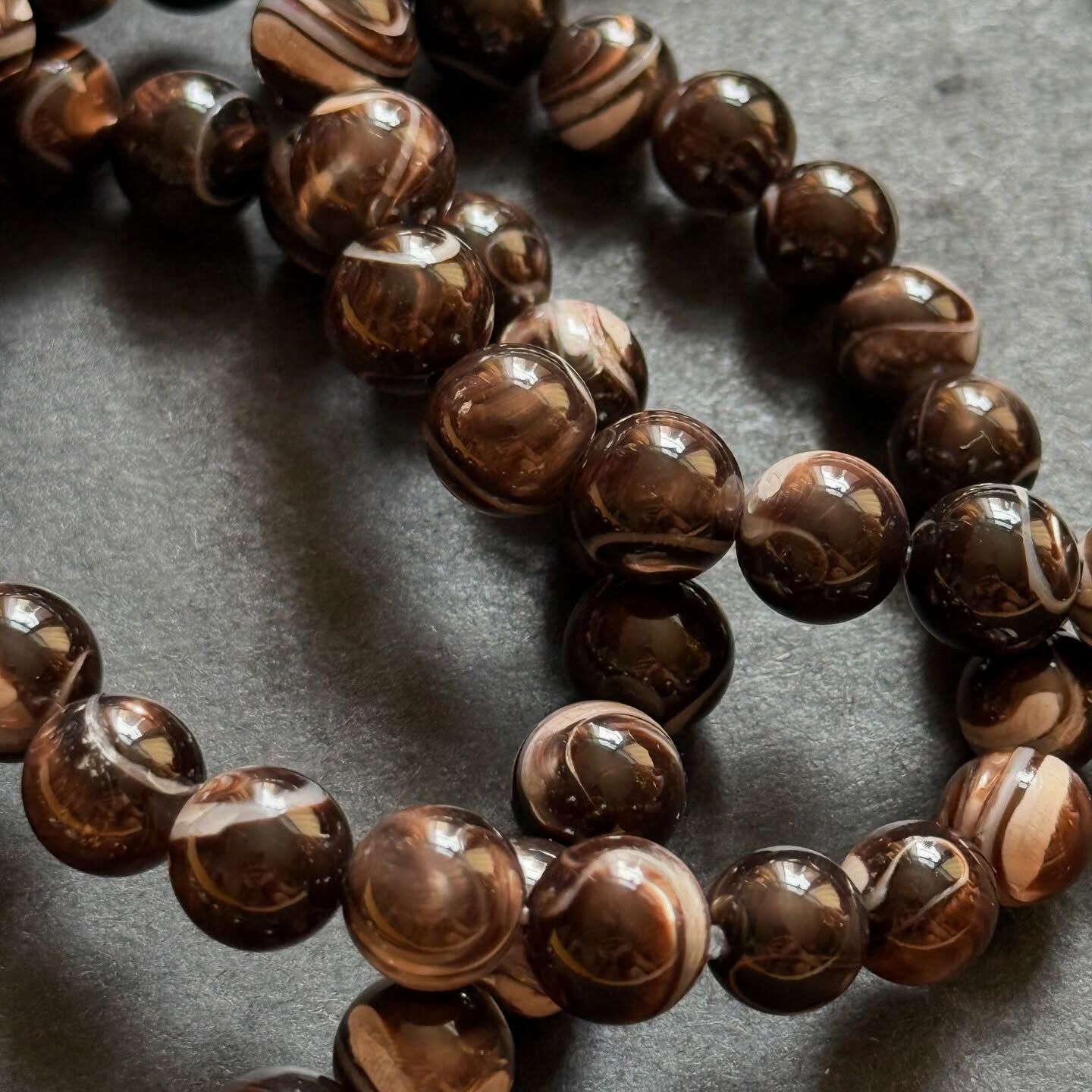 [原石] 黑母貝 水晶手串