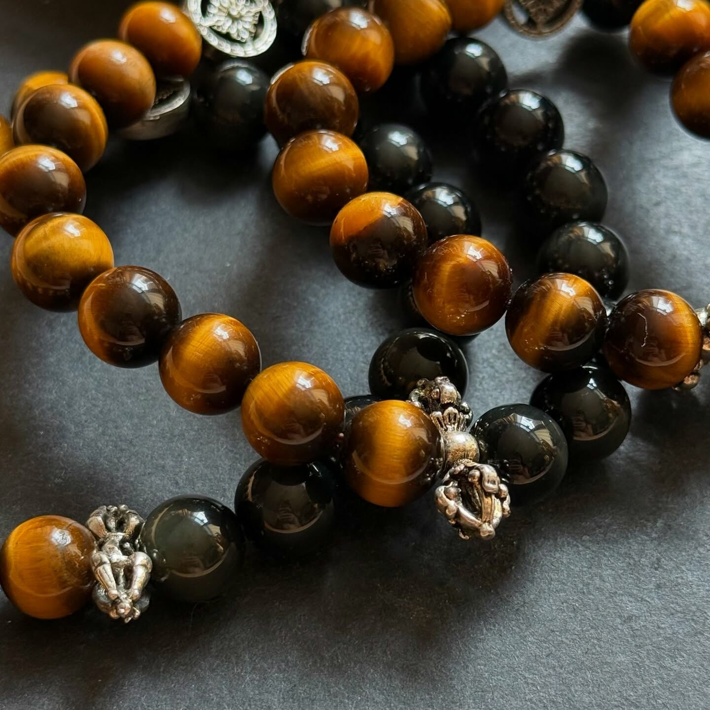 [原石] 虎眼石+彩虹黑曜石+金剛杵 設計款水晶手串