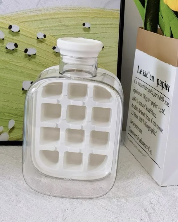 <兩件免運費>零接觸冰格 按壓式冰塊盒 冷飲杯 冰塊杯