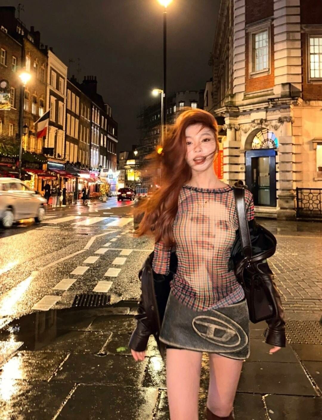 【代購】DIESEL 迪赛 DIESEL OVAL-D系列 抽象印花修身 辣妹皮短裙 女款 棕色