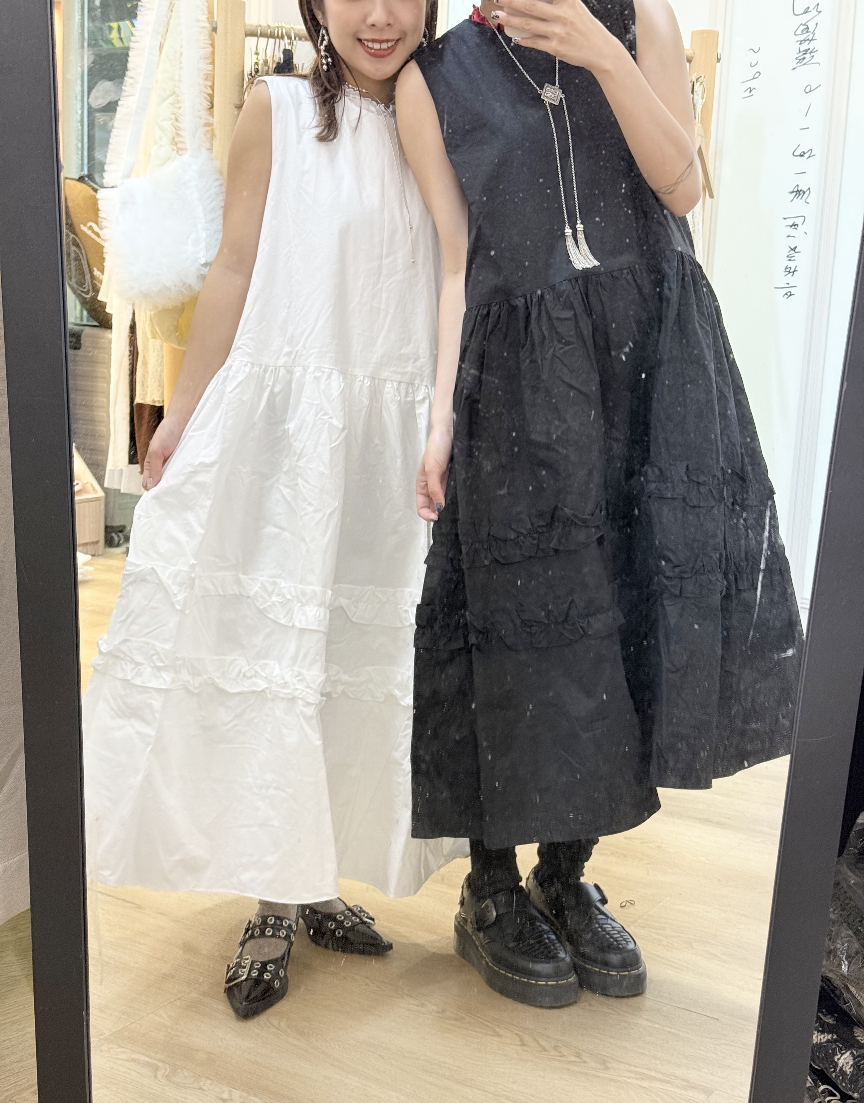 多襯層層Ruffle 背心OPS