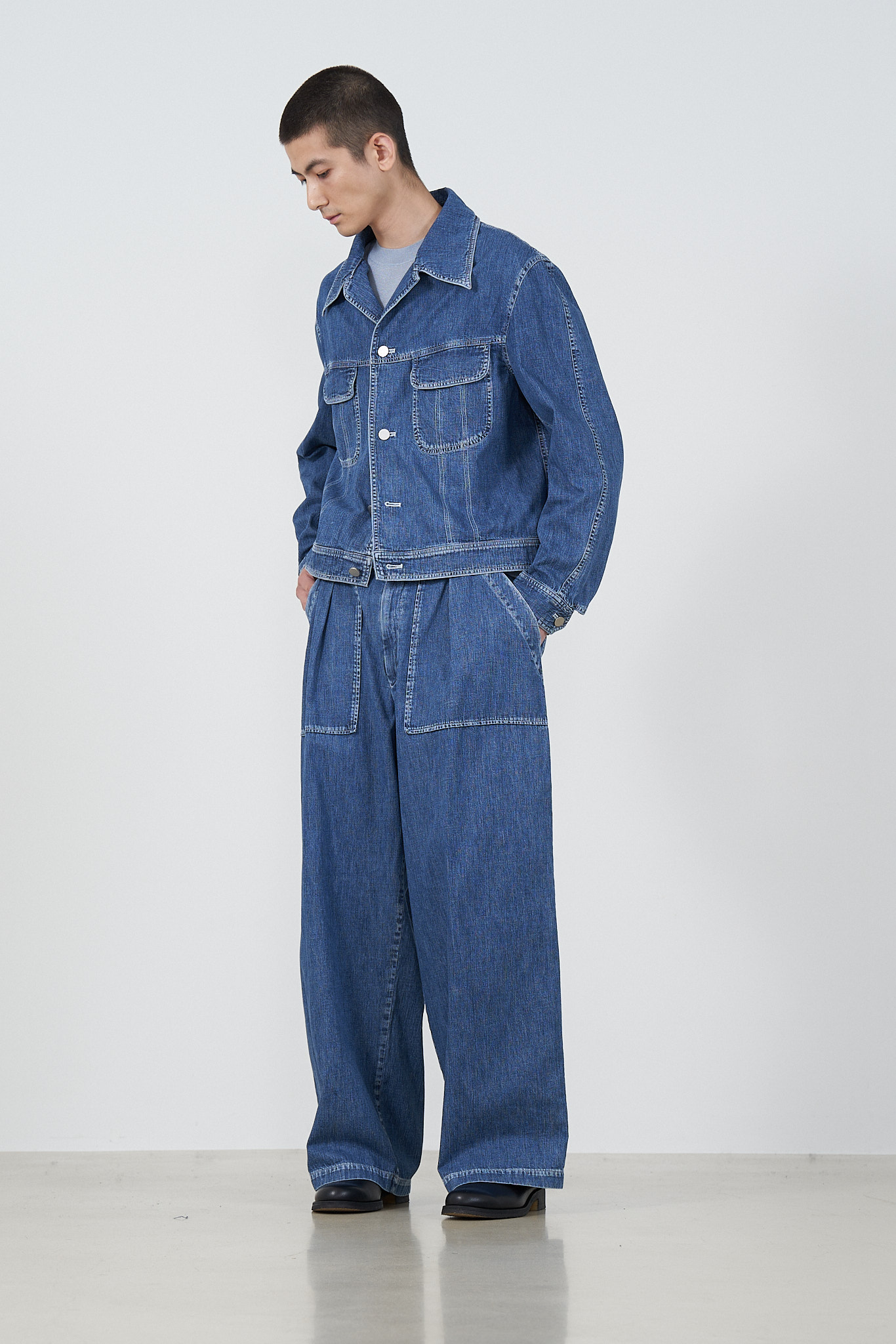 パンツ YOKE LIGHT WEIGHT DENIM WIDE BAKER PANTS YOKE LIGHT-WEIGHT DENIM 1TUCK WIDE BAKER PANTS [BLACK