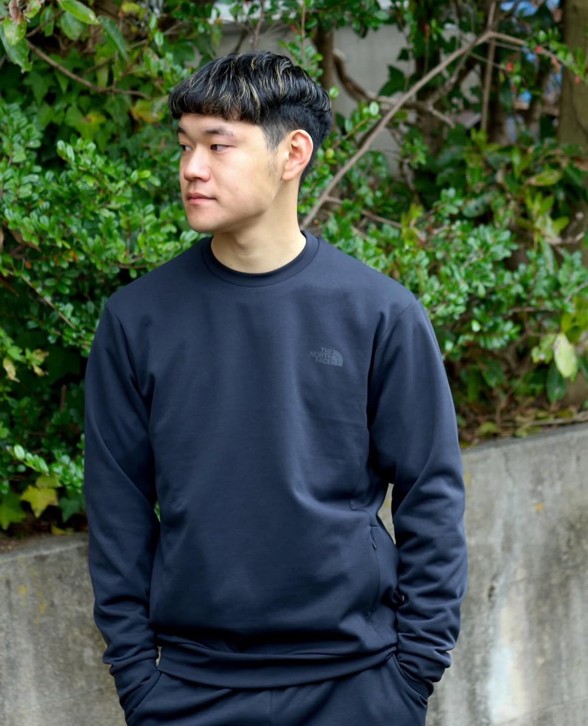 日本 TNF motion crew 長袖衛衣