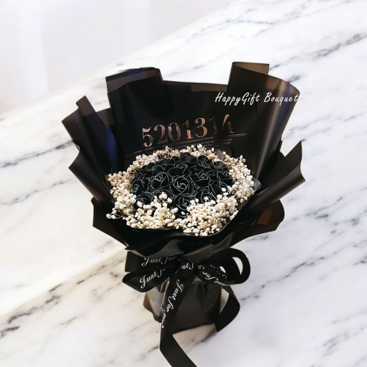 21朵黑色香皂花,永生滿天星花束