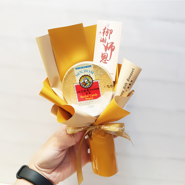 京都念慈菴喉糖花束,教師節花束,送老師的花束,NIN JIOM Herbal Candy bouquet