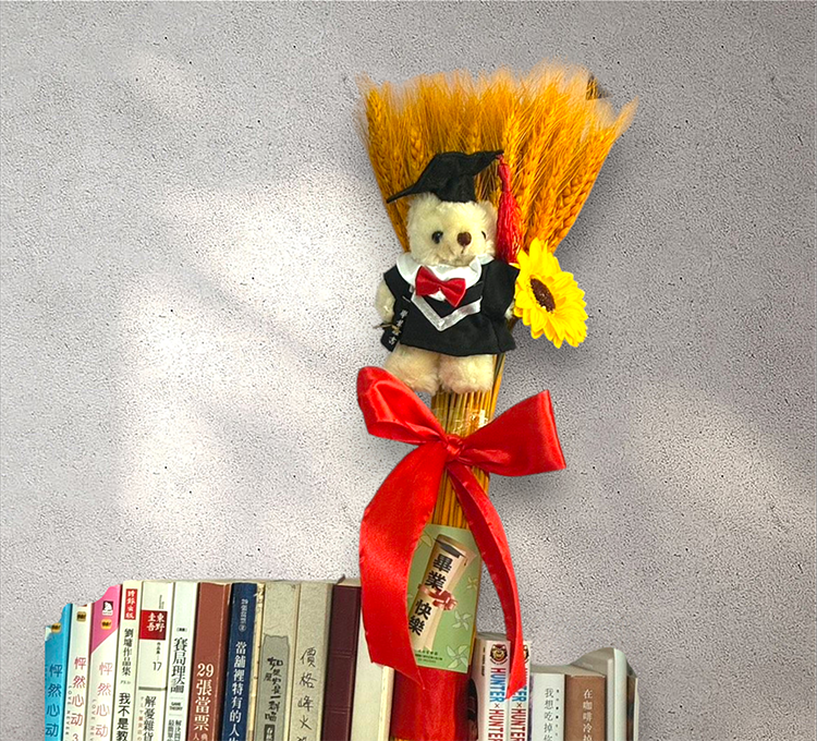 喉糖花束,謝謝老師花束,教師節花束,道謝老師花束,畢業花束,感謝老師花束