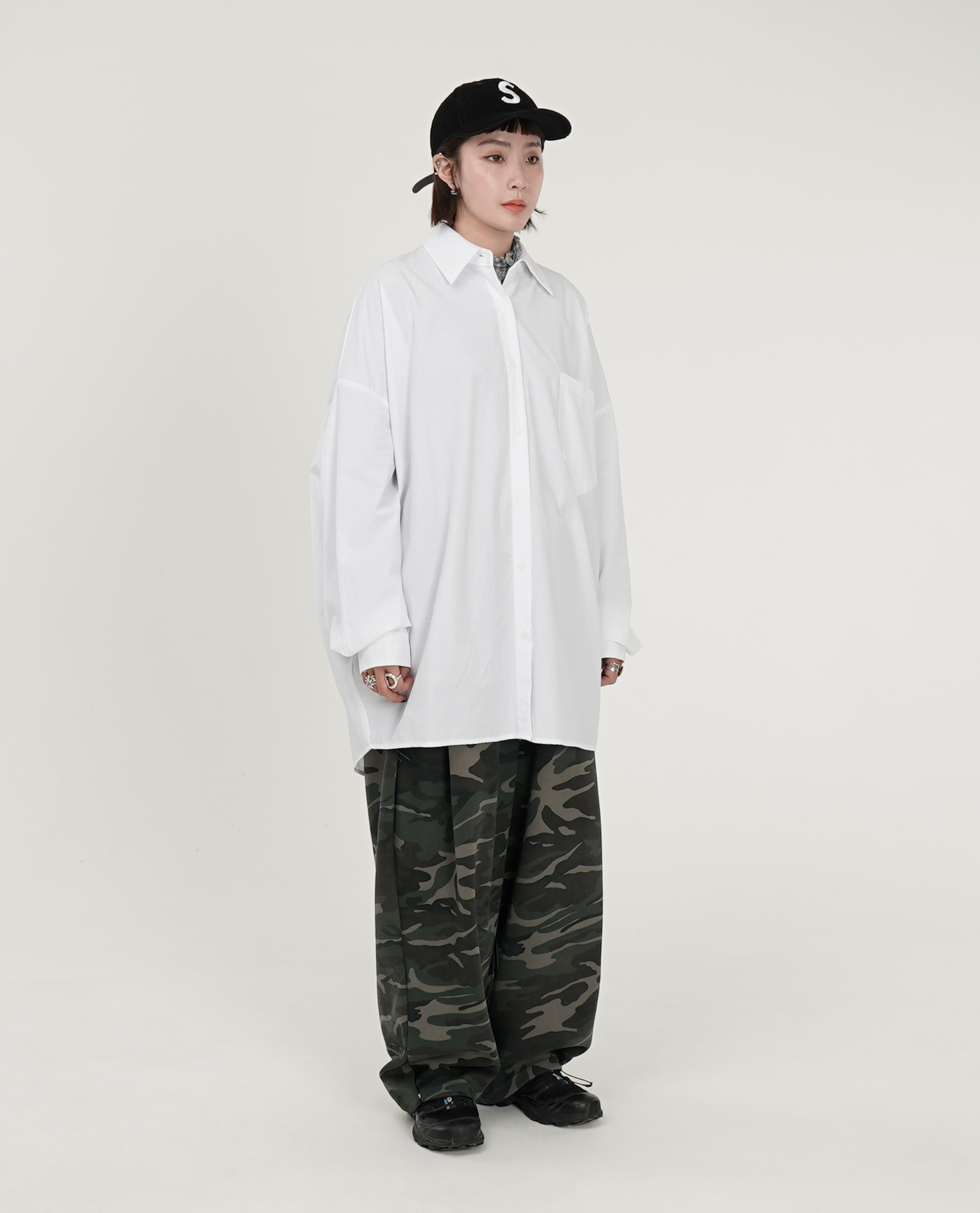 綁繩下釘釦低飽和迷彩棉褲