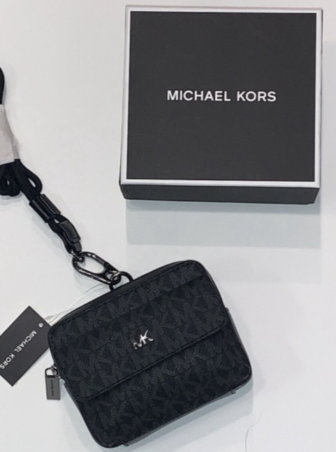 [S] MICHAEL KORS 36S3LGFM6B GIFTING MICRO CAMERA BAG W LANYARD,BLACK, 196163790381 (SMK835)